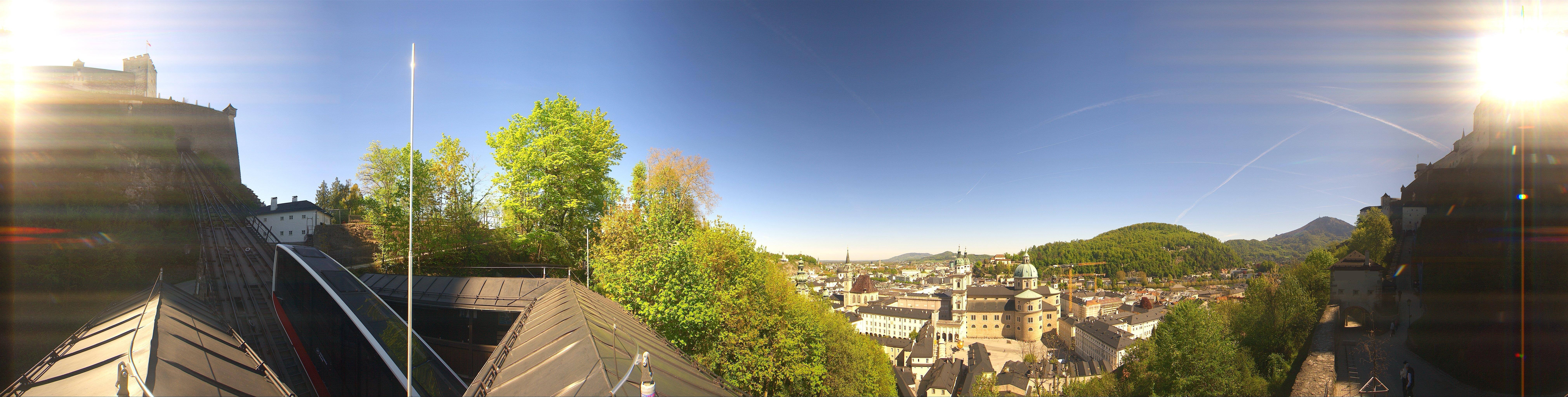 Archived image Webcam Panoramic view from Salzburg funicular