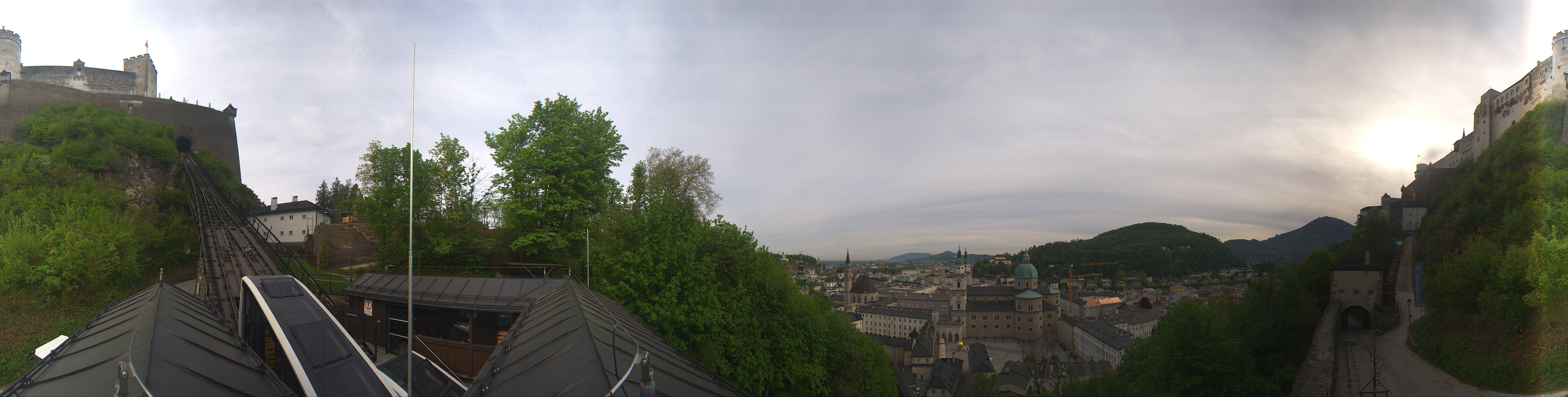 Archived image Webcam Panoramic view from Salzburg funicular