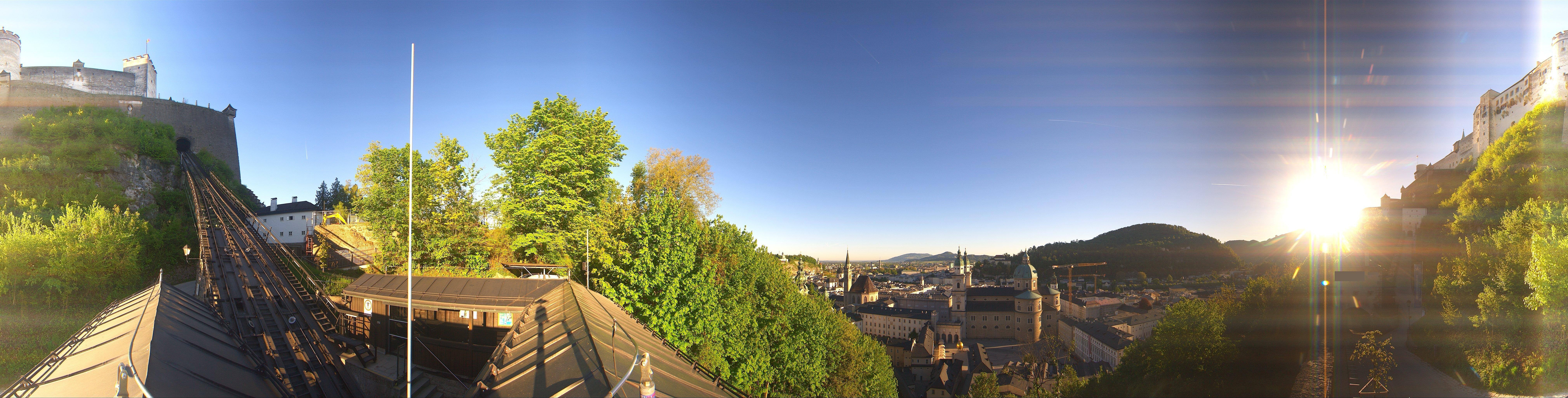 Archived image Webcam Panoramic view from Salzburg funicular