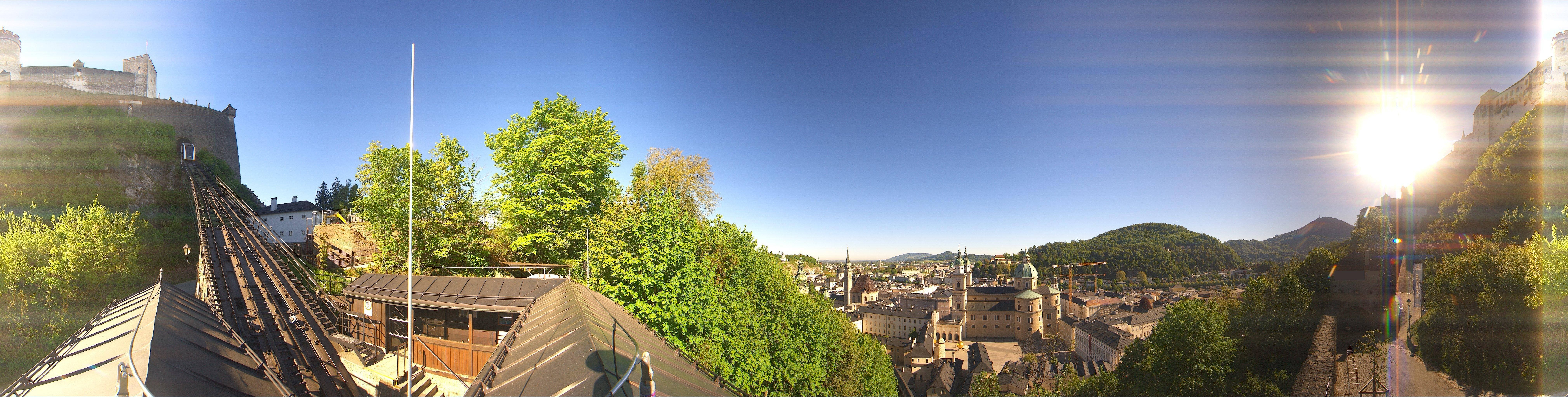 Archived image Webcam Panoramic view from Salzburg funicular
