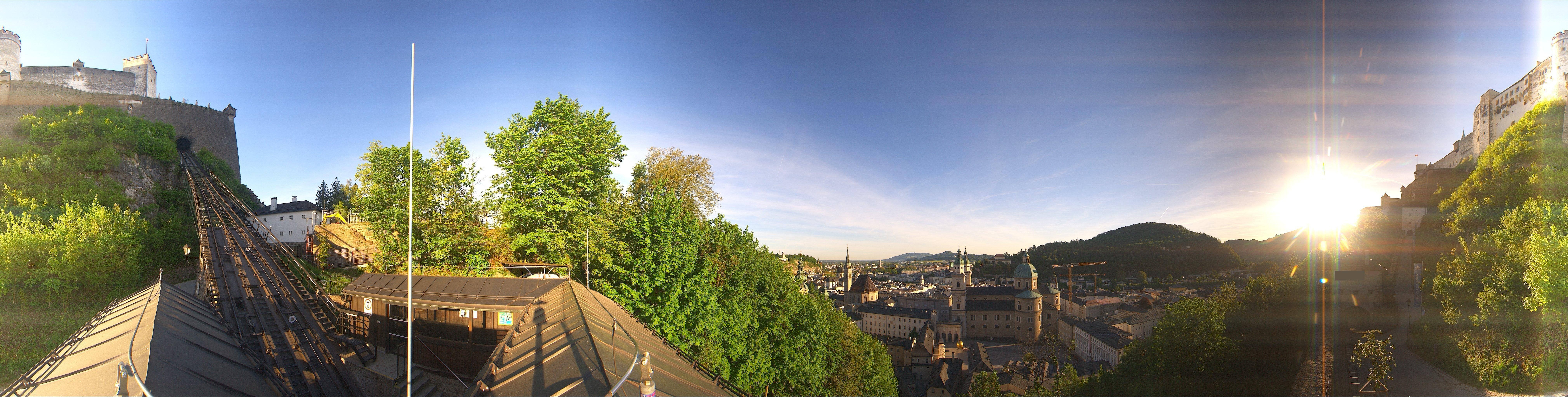 Archived image Webcam Panoramic view from Salzburg funicular