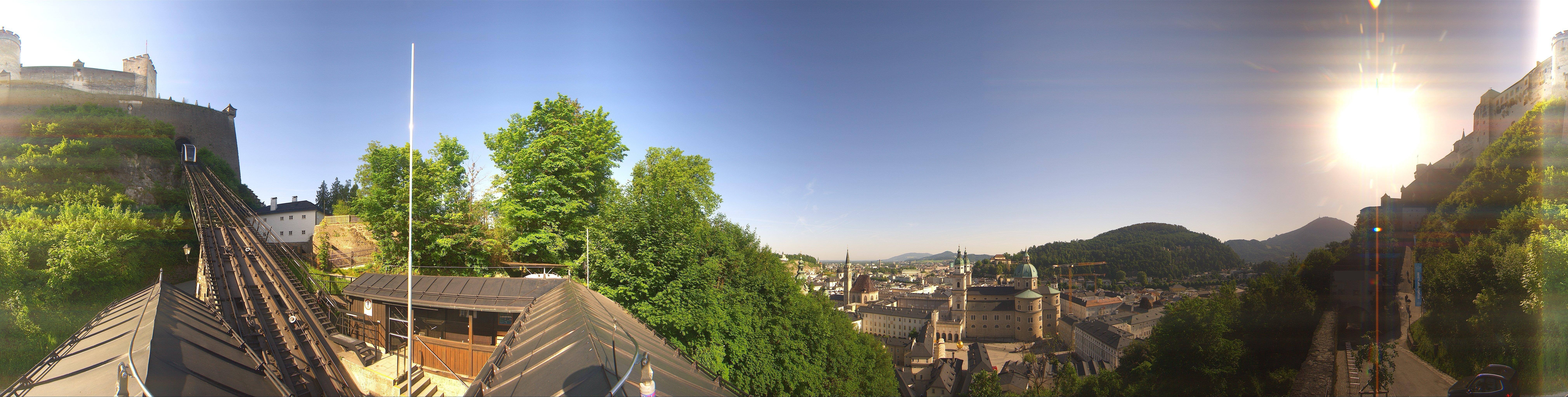 Archived image Webcam Panoramic view from Salzburg funicular
