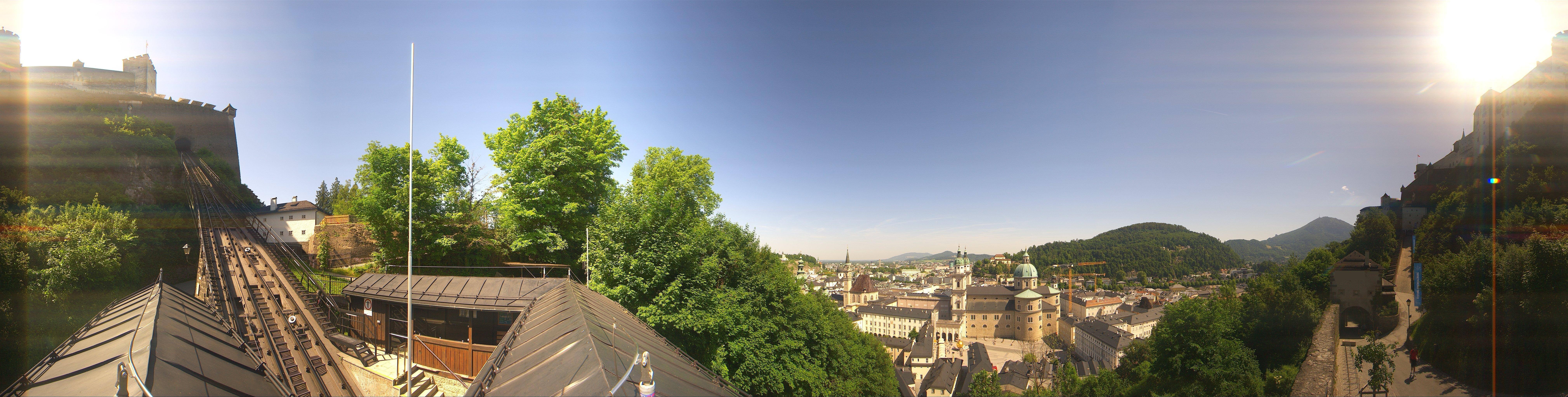 Archived image Webcam Panoramic view from Salzburg funicular