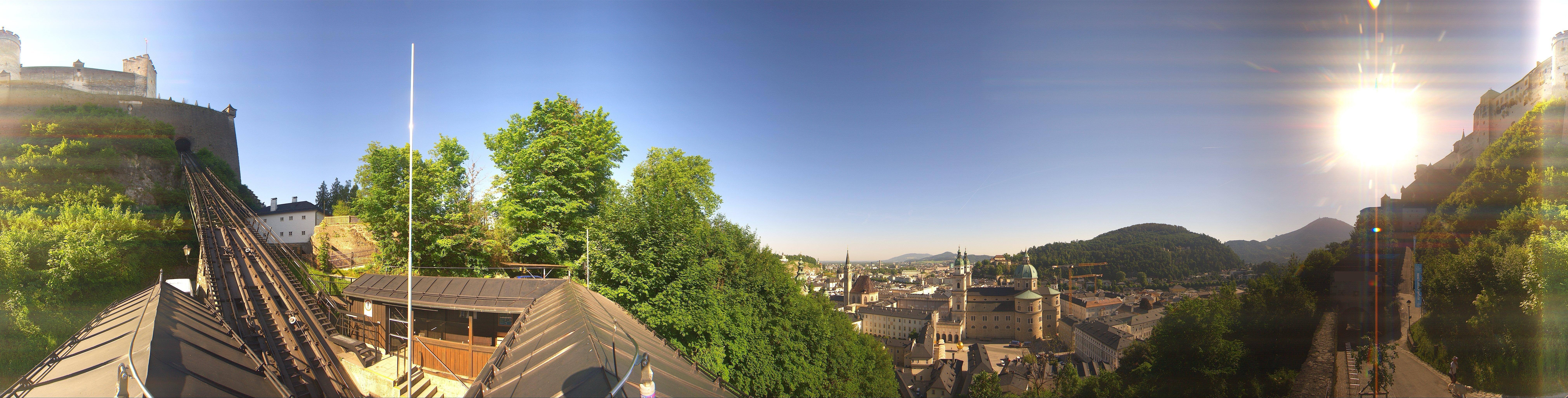 Archived image Webcam Panoramic view from Salzburg funicular