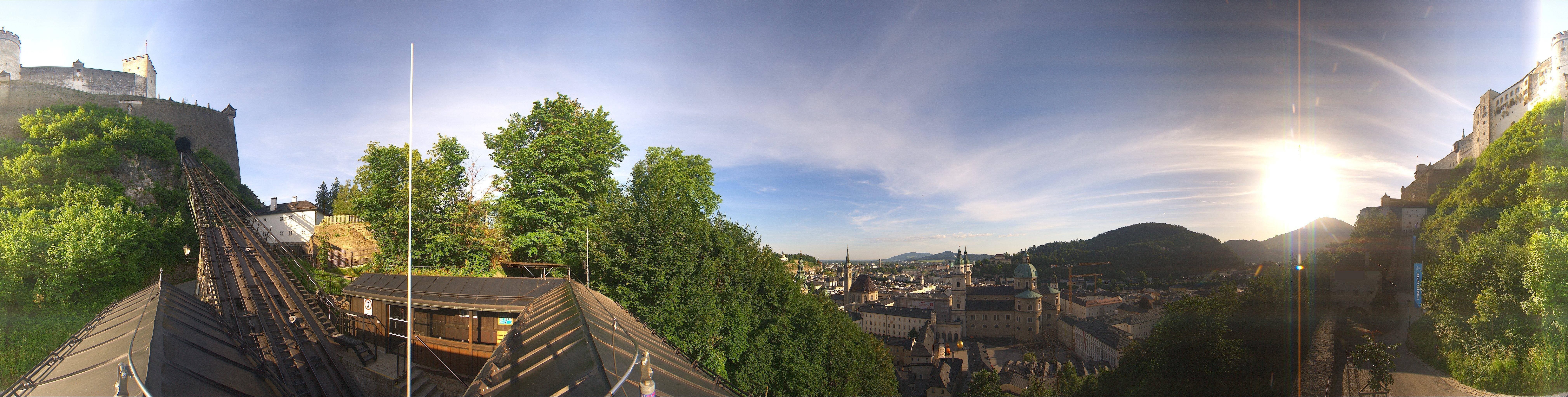 Archived image Webcam Panoramic view from Salzburg funicular