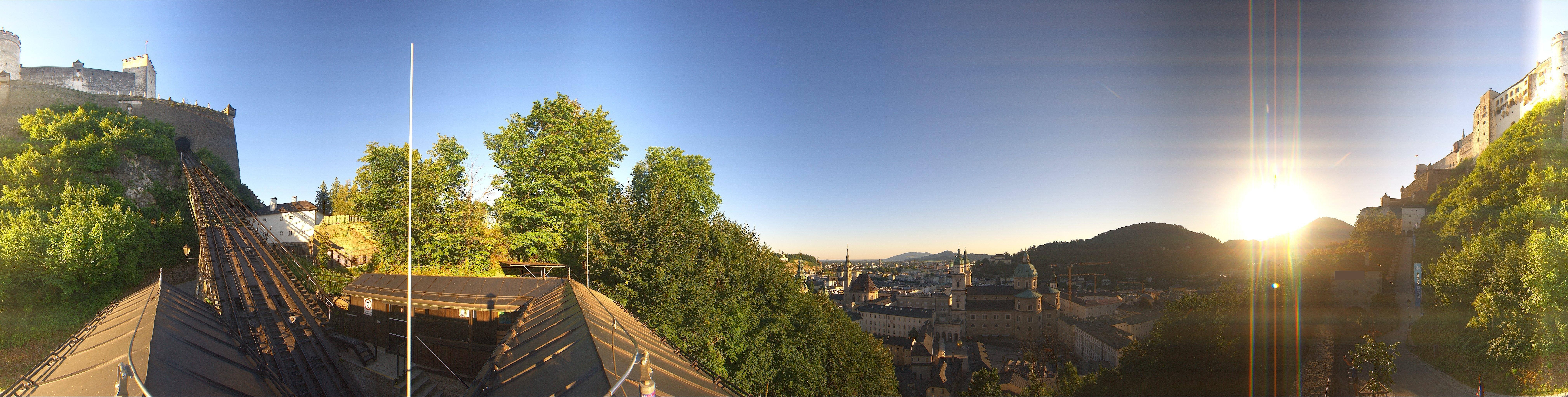 Archived image Webcam Panoramic view from Salzburg funicular