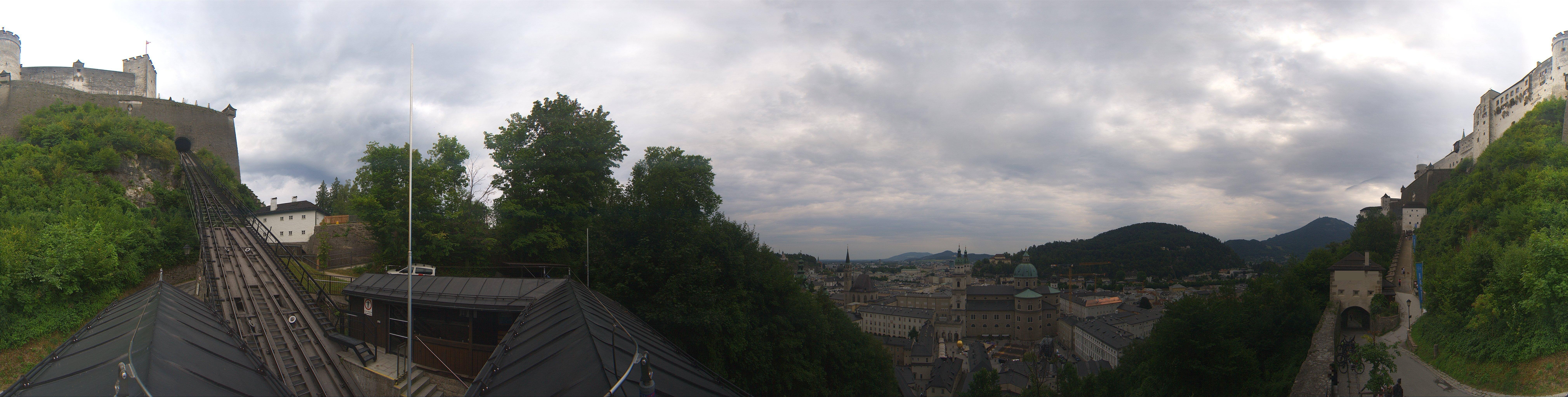 Archived image Webcam Panoramic view from Salzburg funicular