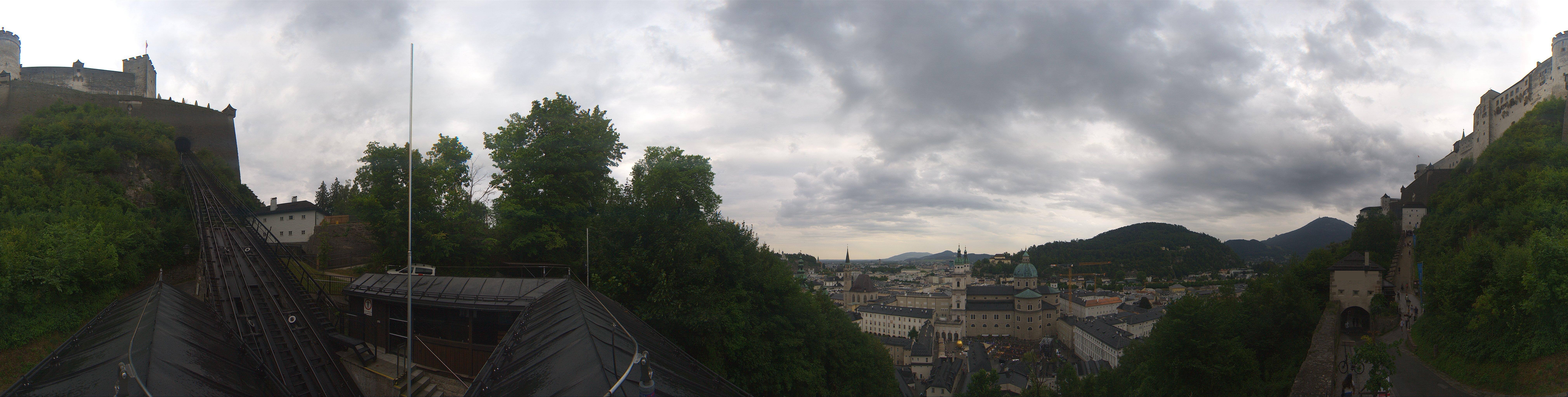 Archived image Webcam Panoramic view from Salzburg funicular