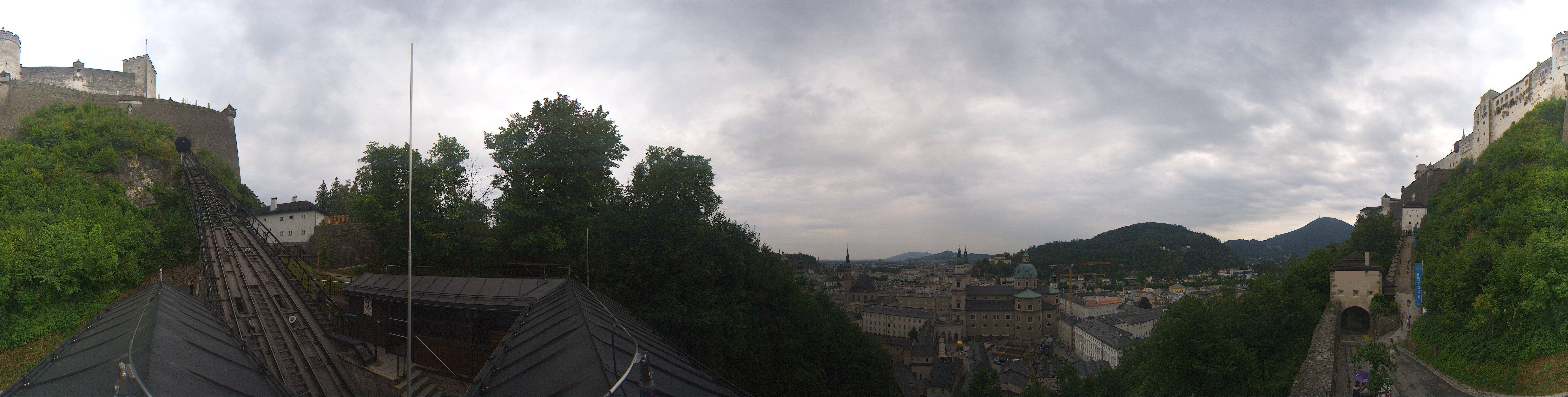Archived image Webcam Panoramic view from Salzburg funicular