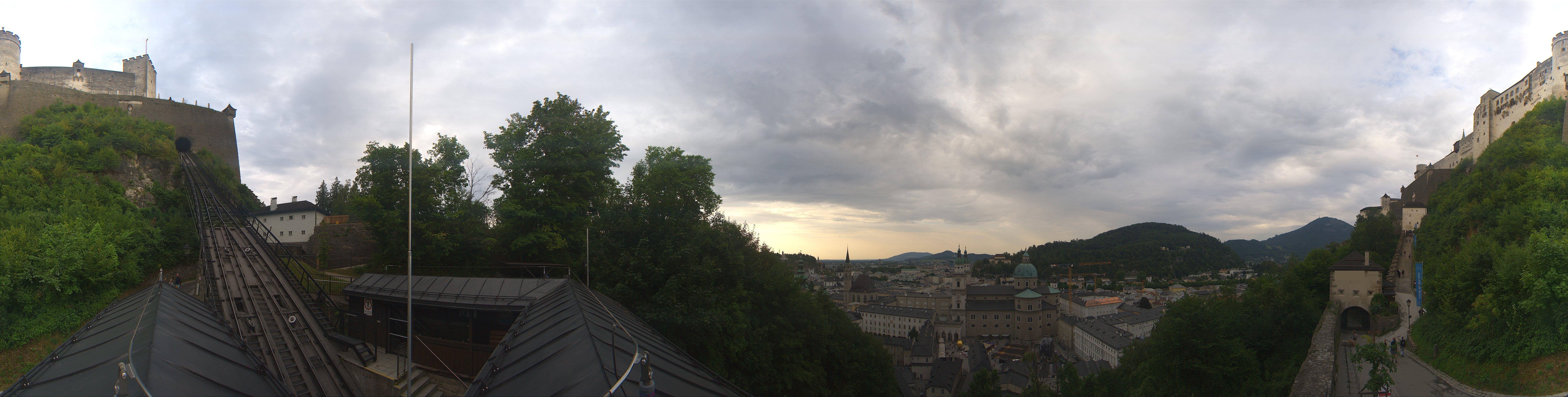 Archived image Webcam Panoramic view from Salzburg funicular