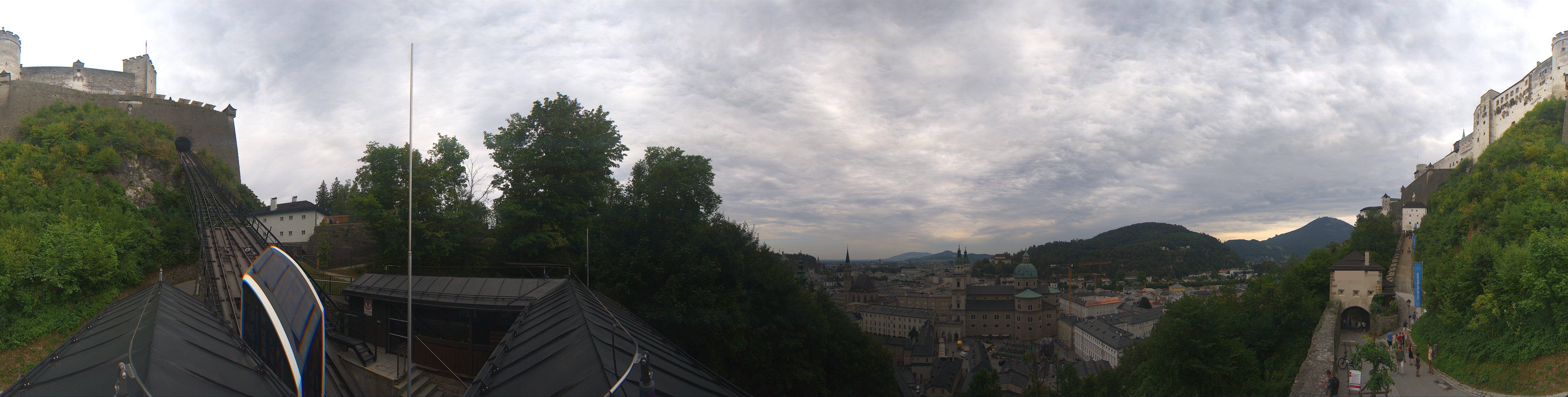 Archived image Webcam Panoramic view from Salzburg funicular