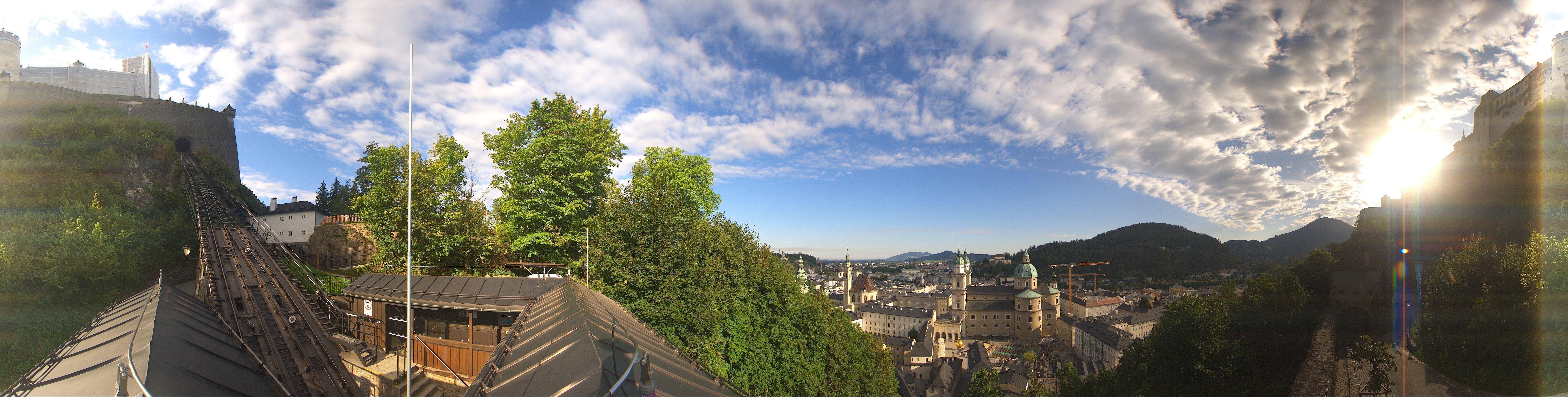 Archived image Webcam Panoramic view from Salzburg funicular