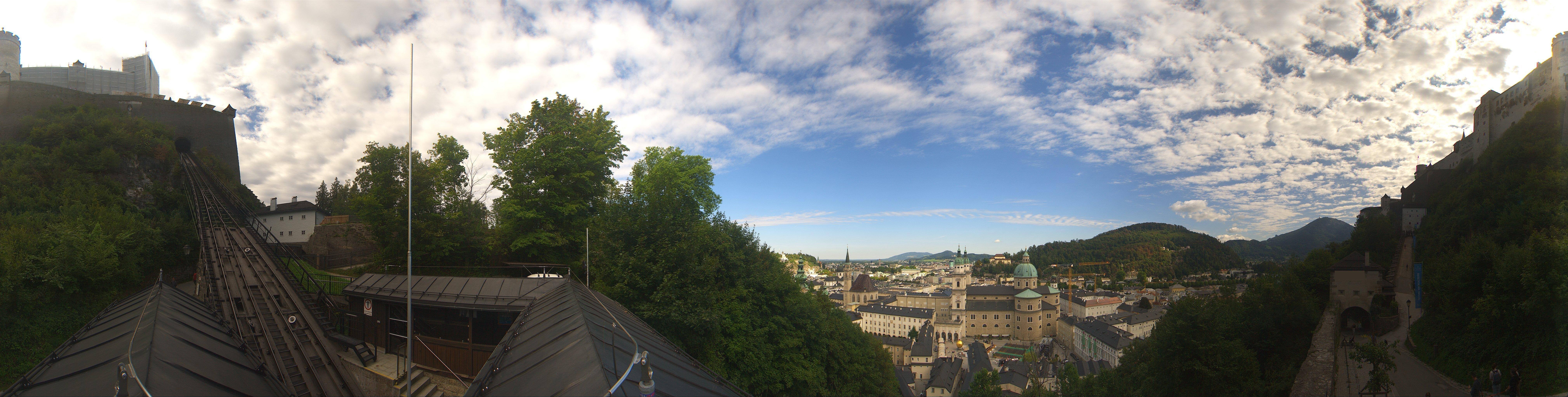 Archived image Webcam Panoramic view from Salzburg funicular