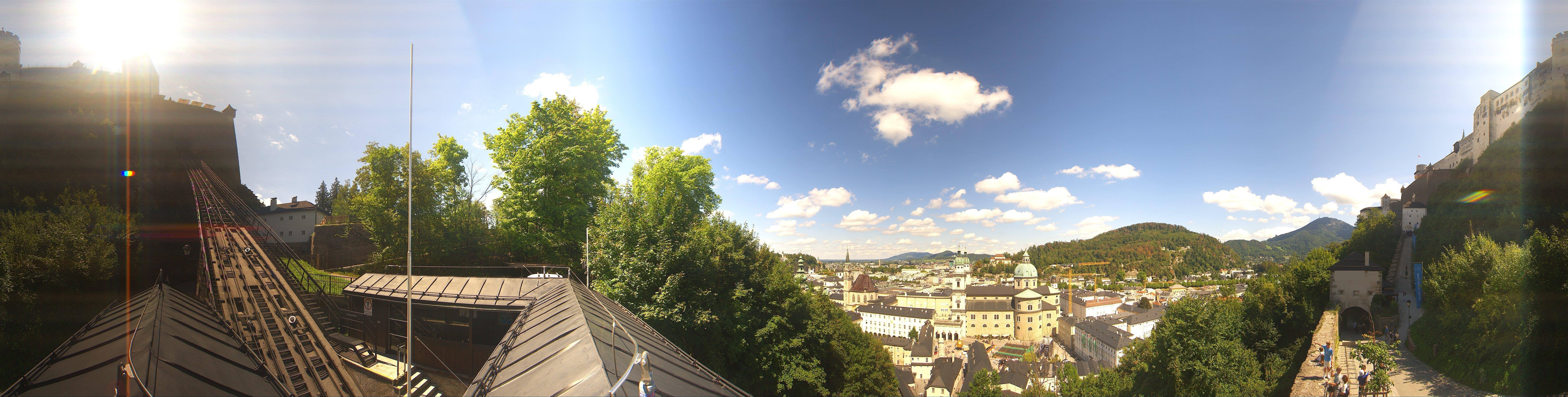 Archived image Webcam Panoramic view from Salzburg funicular