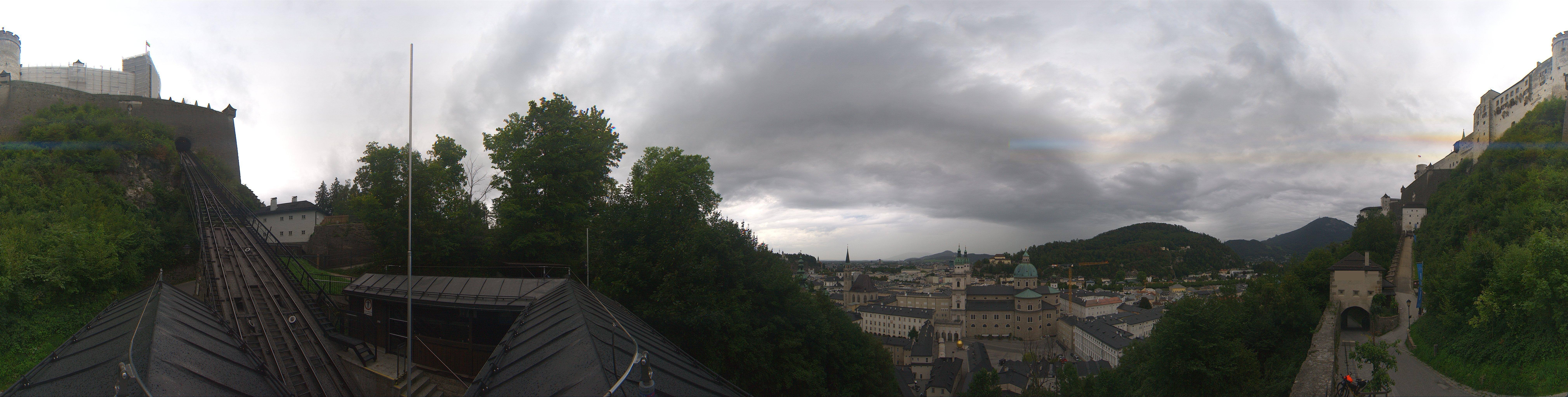 Archived image Webcam Panoramic view from Salzburg funicular
