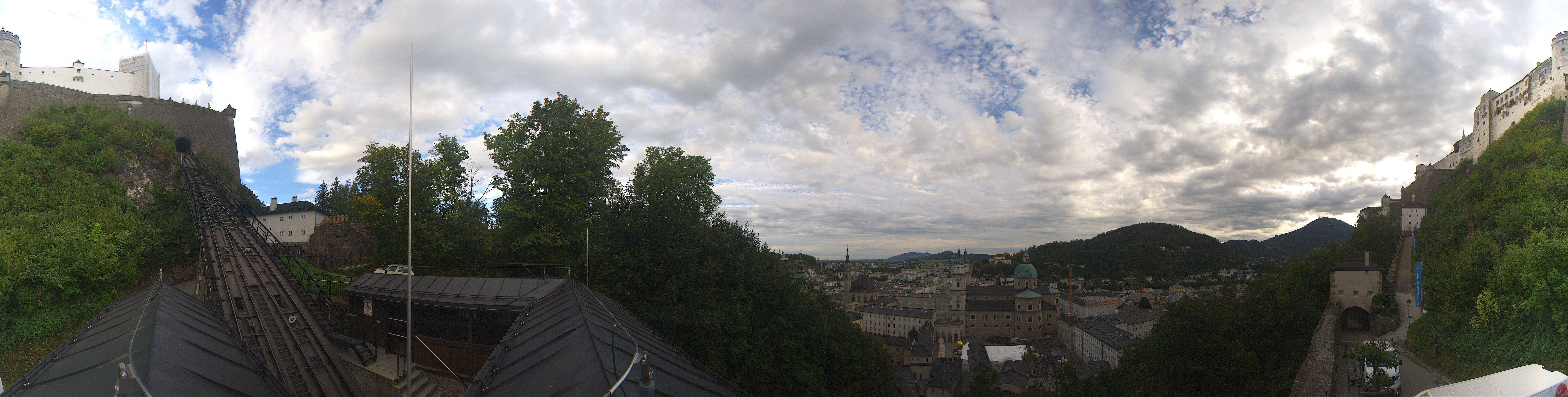 Archived image Webcam Panoramic view from Salzburg funicular