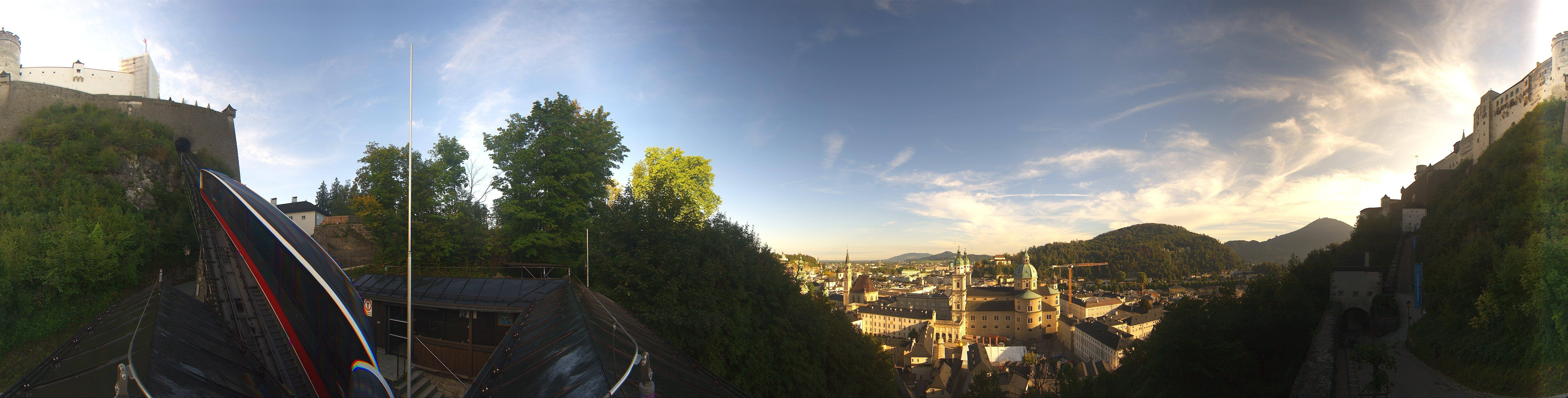 Archived image Webcam Panoramic view from Salzburg funicular