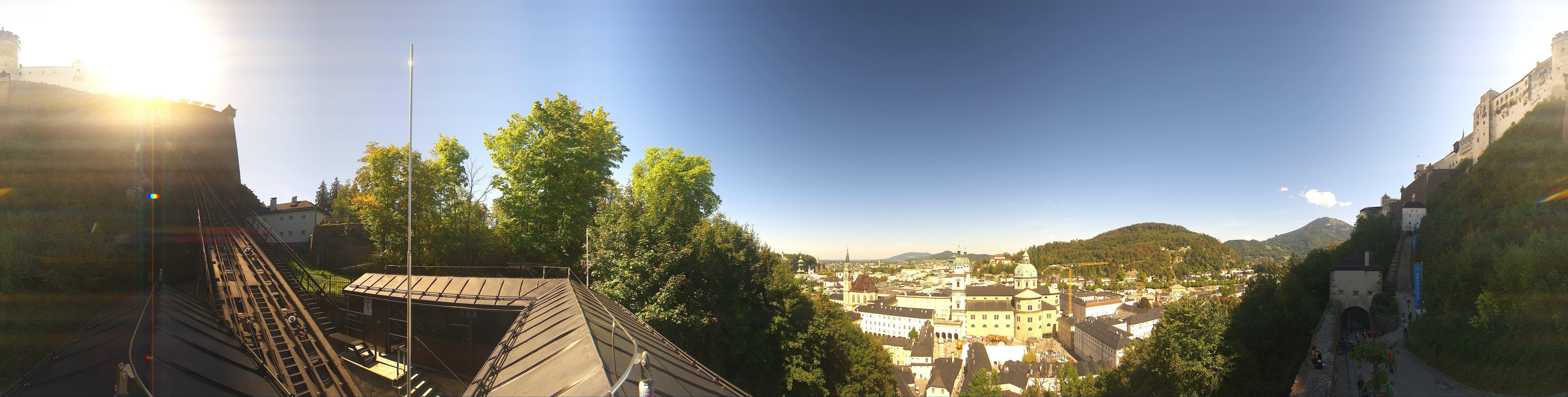 Archived image Webcam Panoramic view from Salzburg funicular