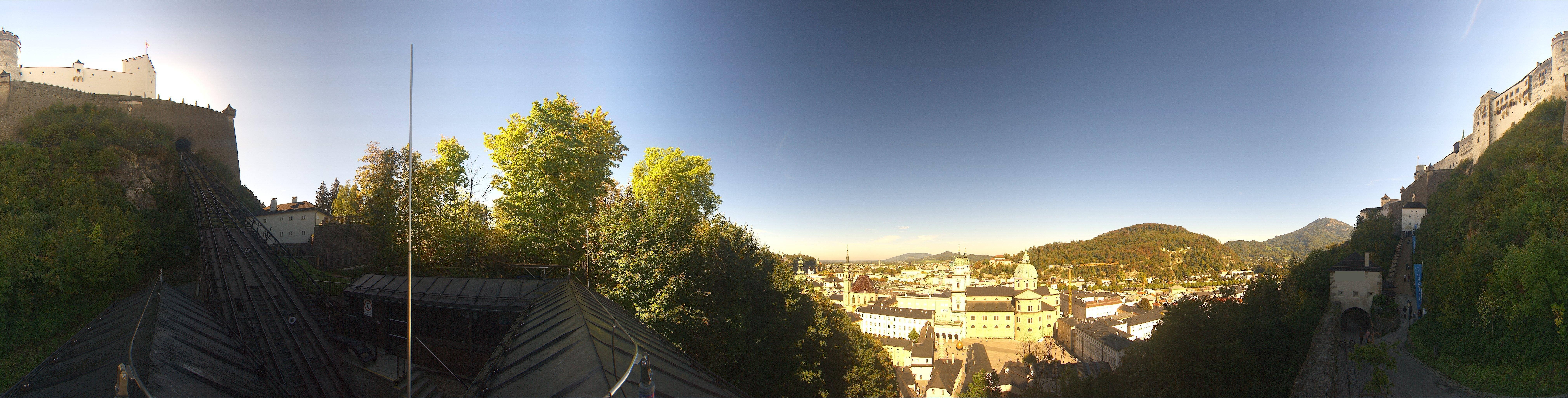 Archived image Webcam Panoramic view from Salzburg funicular
