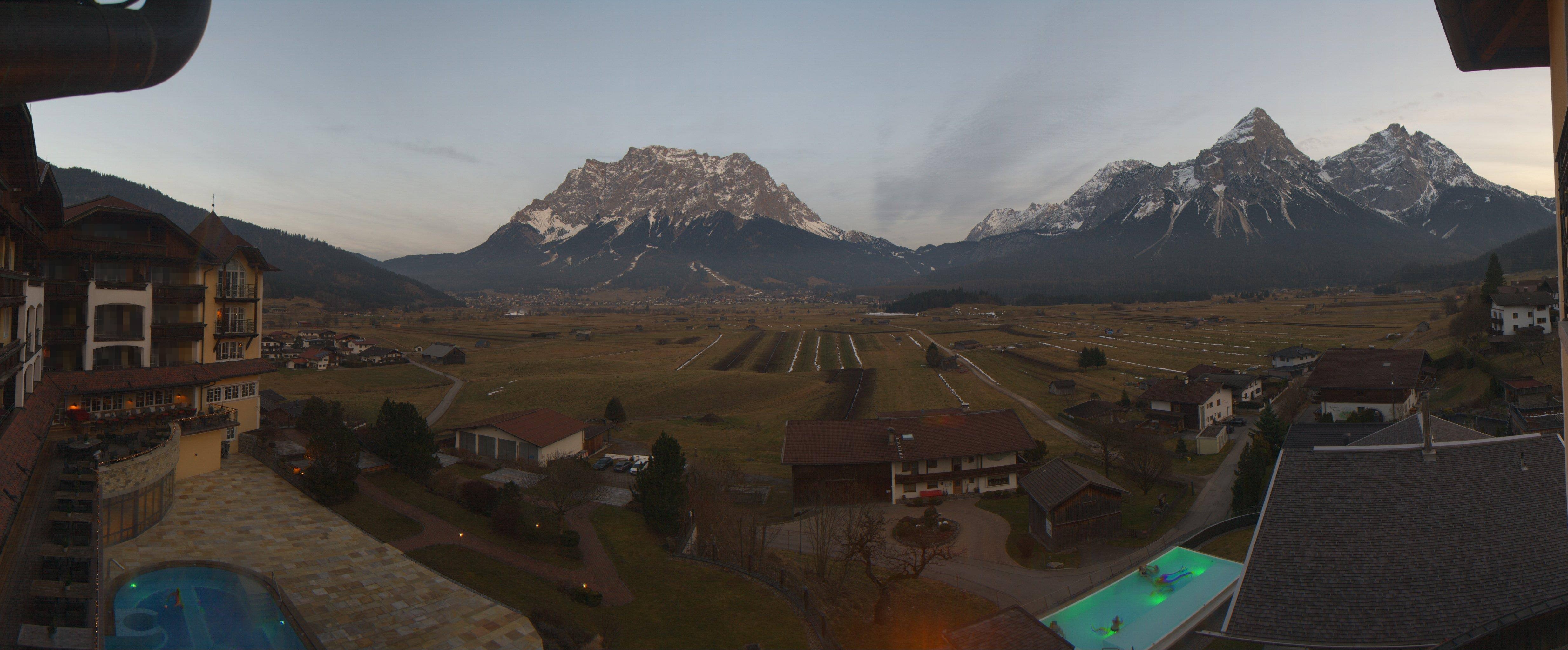 Archiv Foto Webcam Panoramablick Zugspitze