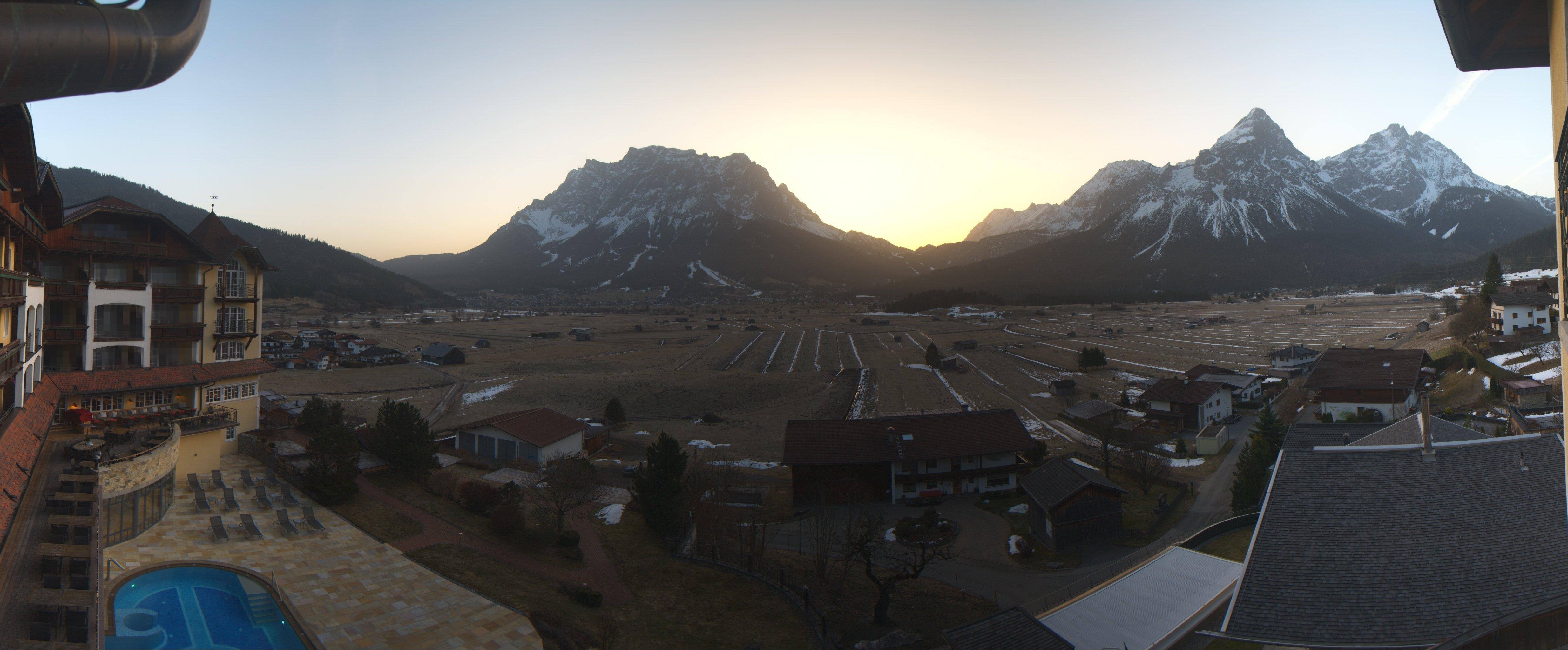 Archiv Foto Webcam Panoramablick Zugspitze