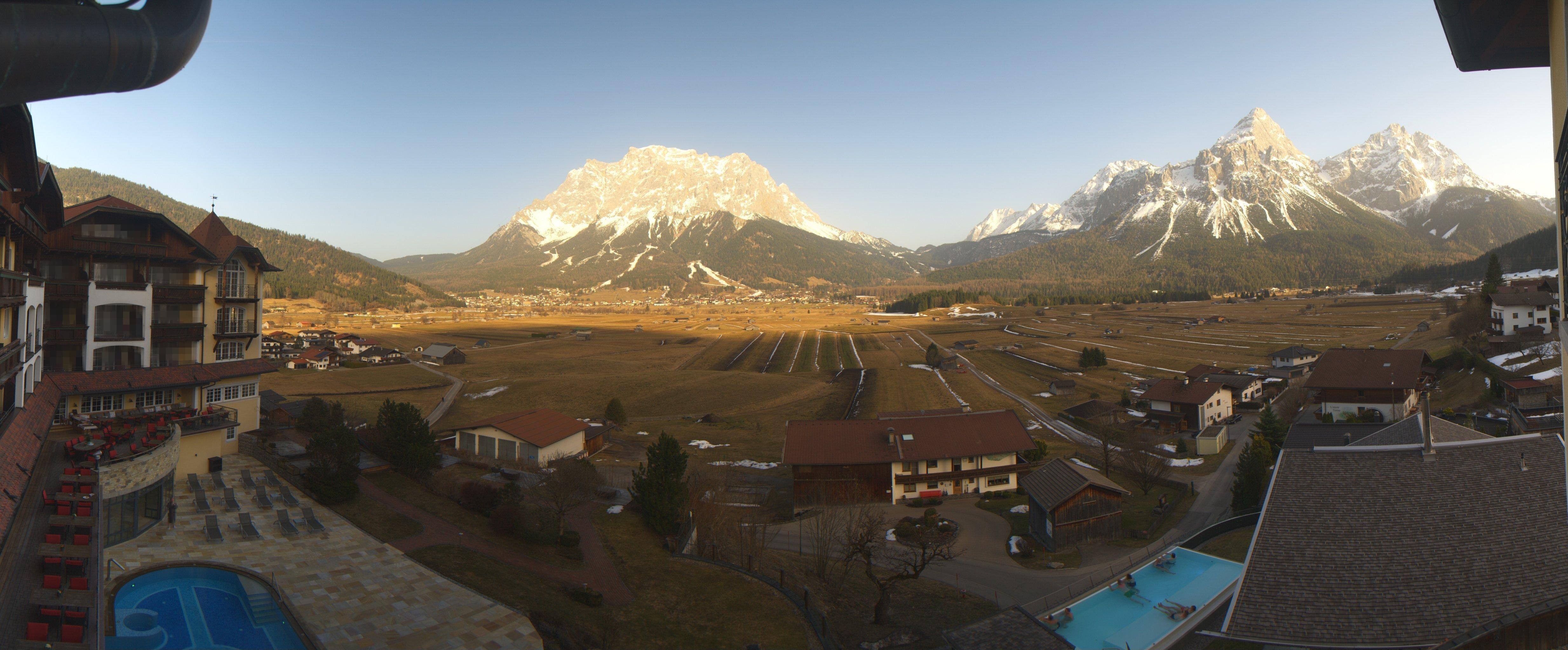 Archiv Foto Webcam Panoramablick Zugspitze