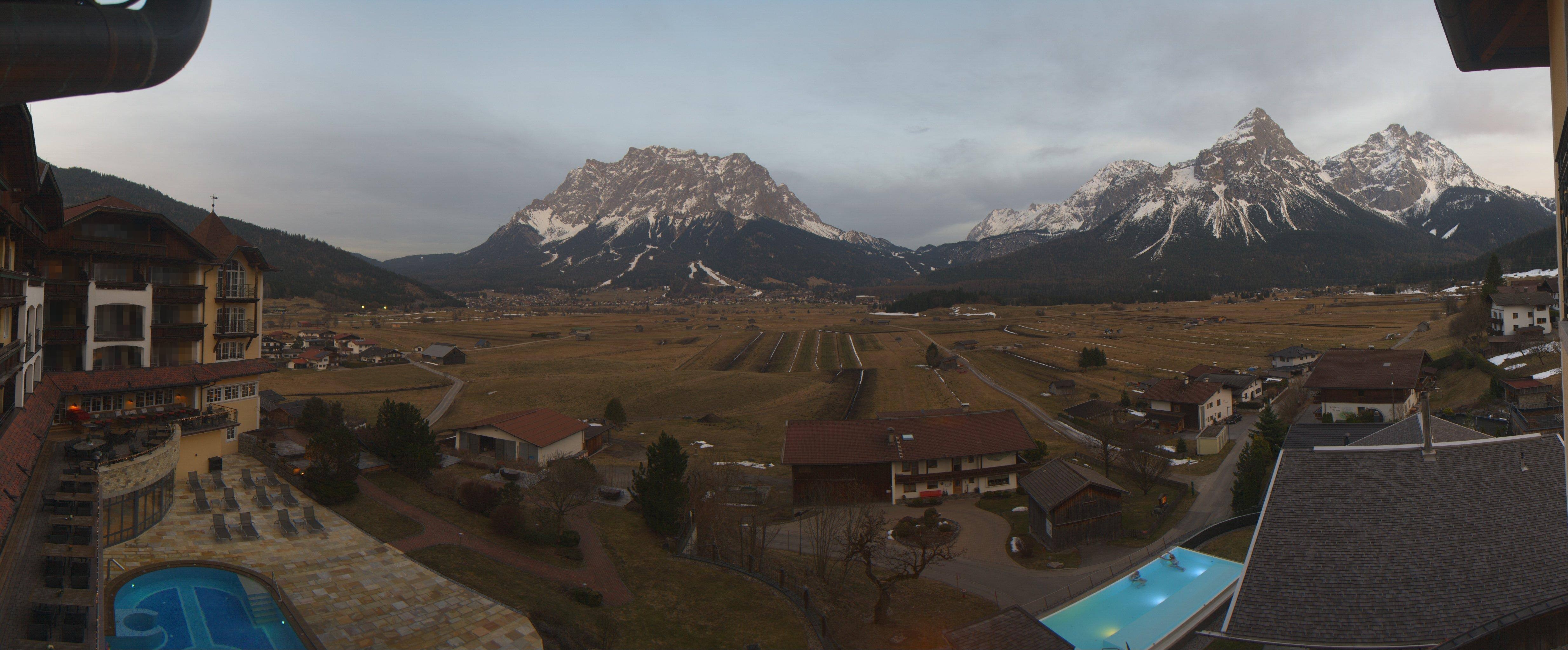 Archiv Foto Webcam Panoramablick Zugspitze