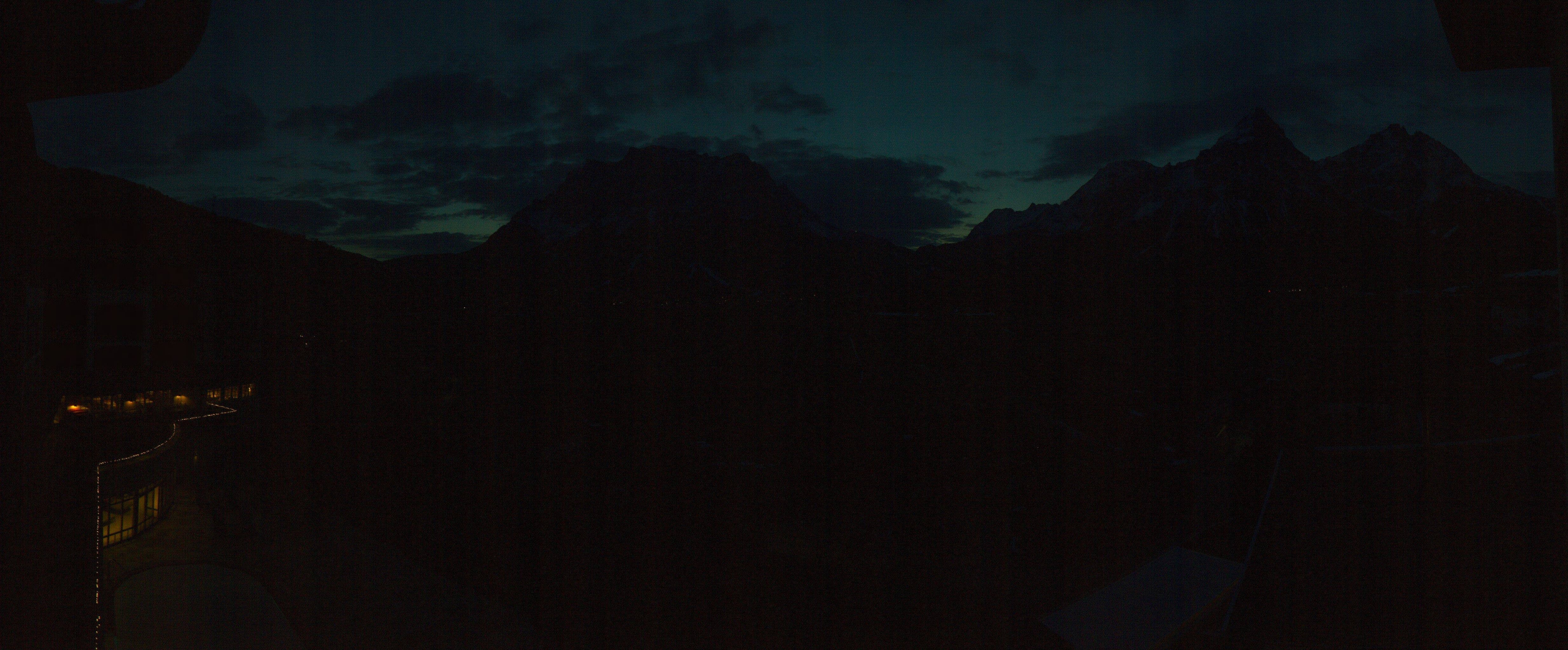 Archiv Foto Webcam Panoramablick Zugspitze