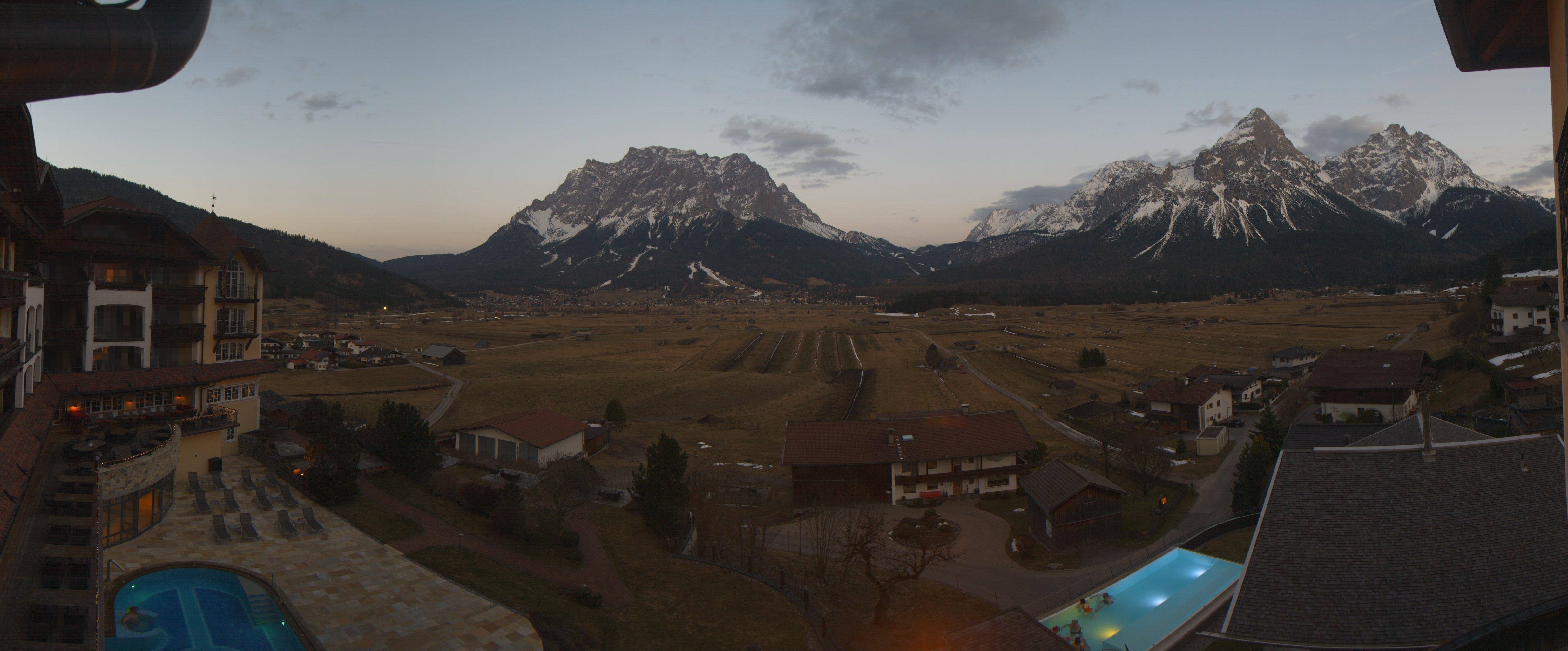 Archiv Foto Webcam Panoramablick Zugspitze