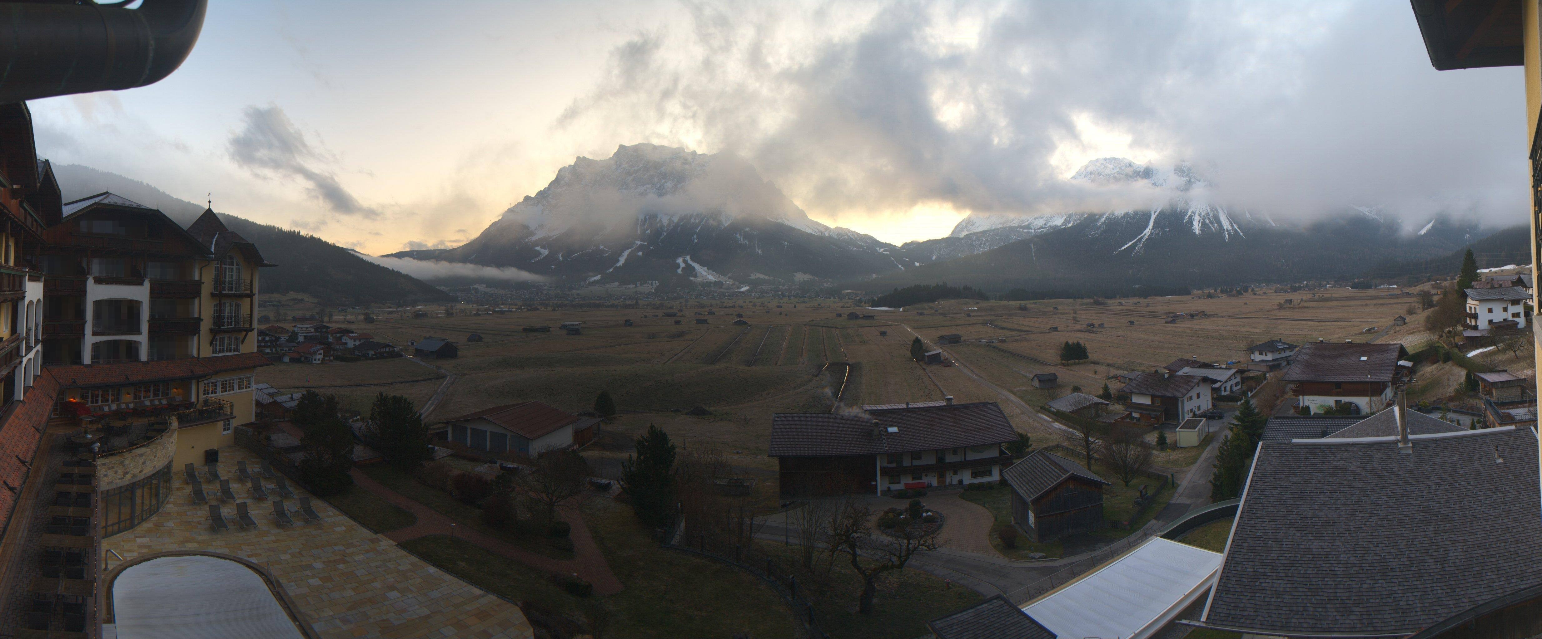 Archiv Foto Webcam Panoramablick Zugspitze