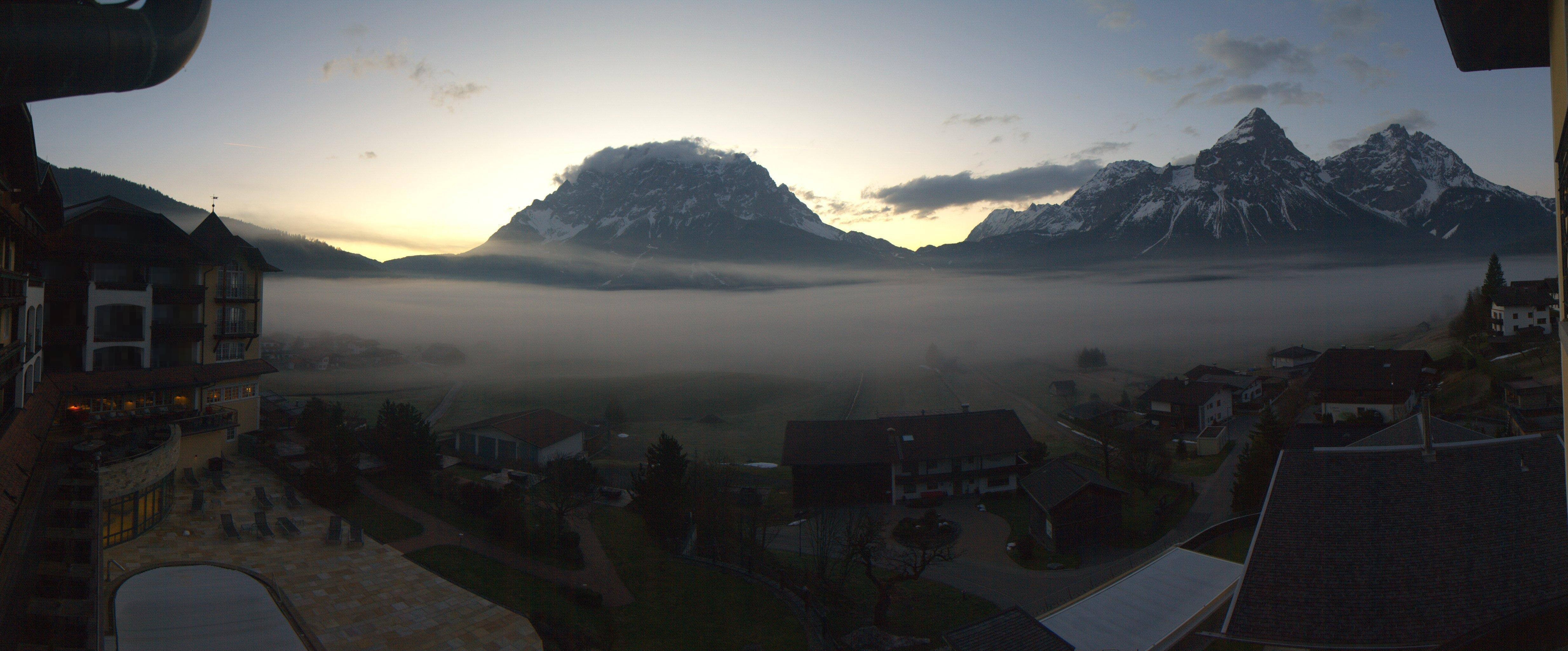 Archiv Foto Webcam Panoramablick Zugspitze