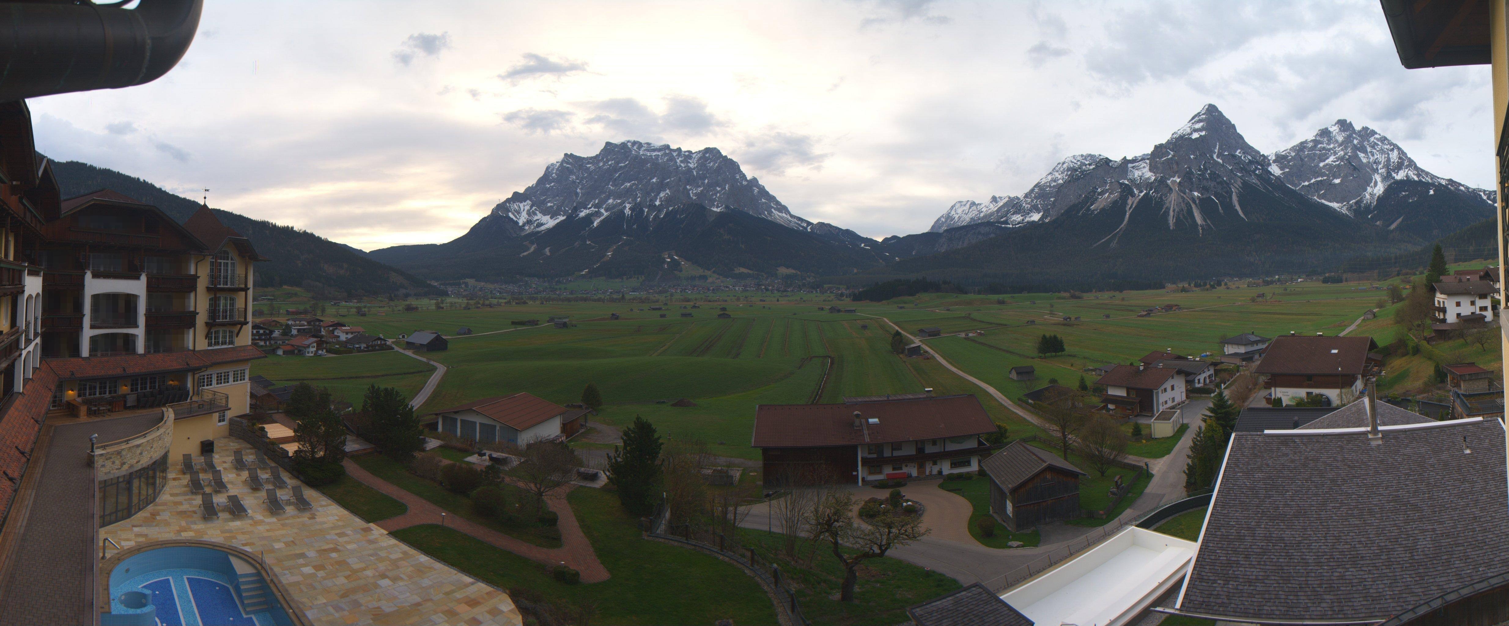 Archived image Webcam Panoramic view Hotel Post Lermoos