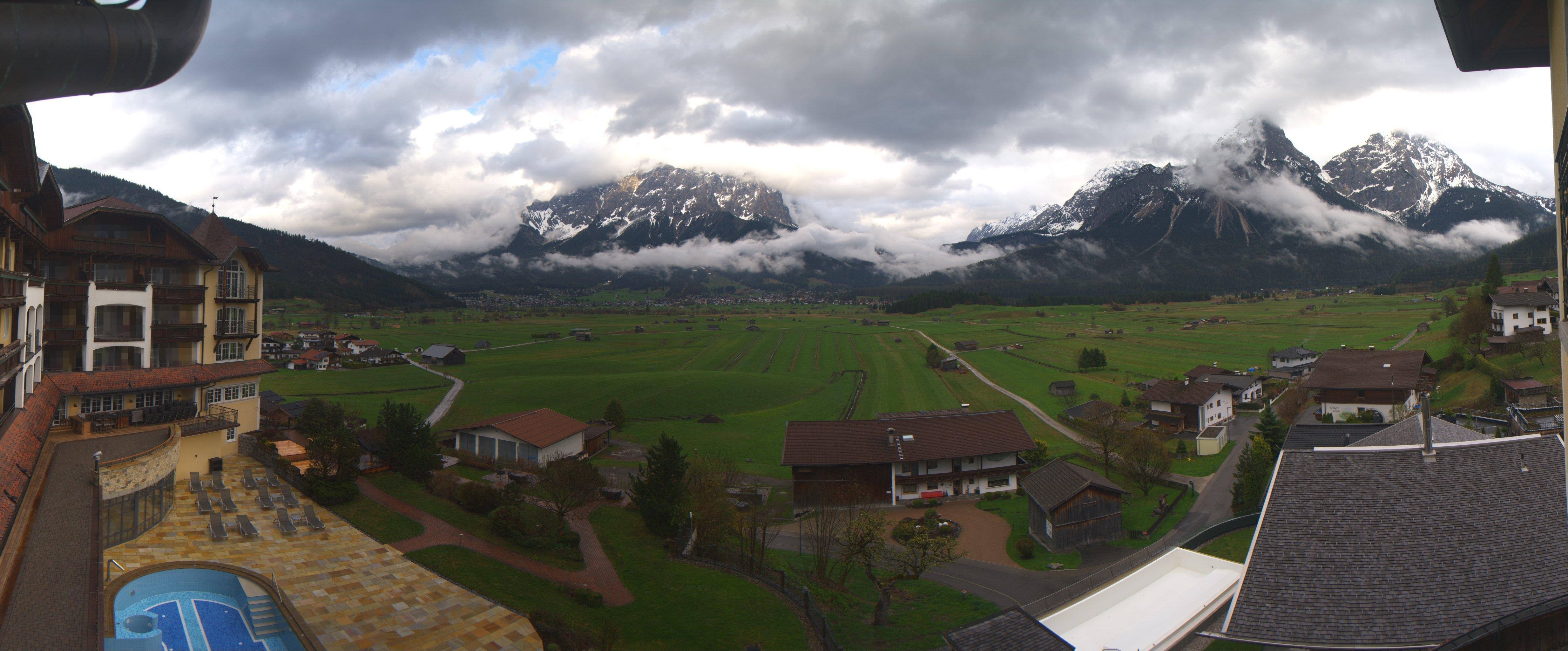 Archived image Webcam Panoramic view Hotel Post Lermoos