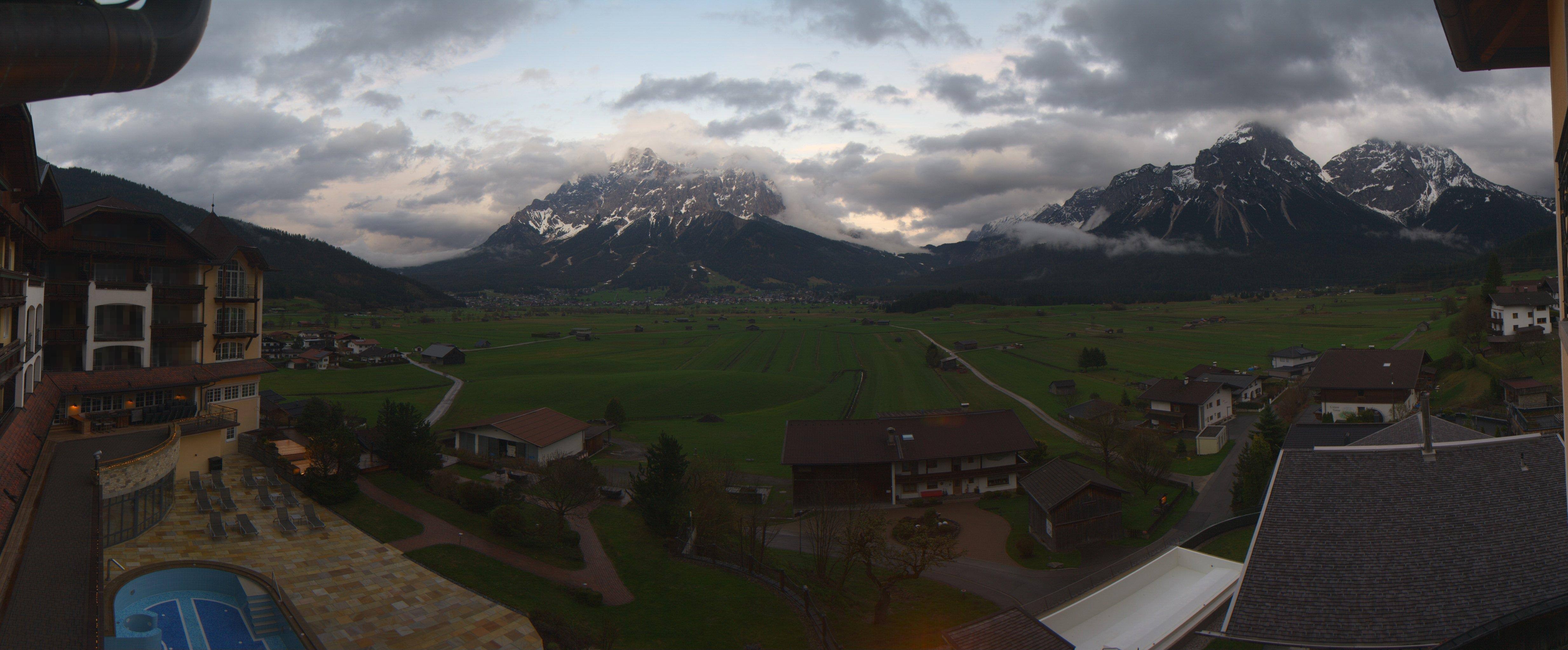 Archived image Webcam Panoramic view Hotel Post Lermoos