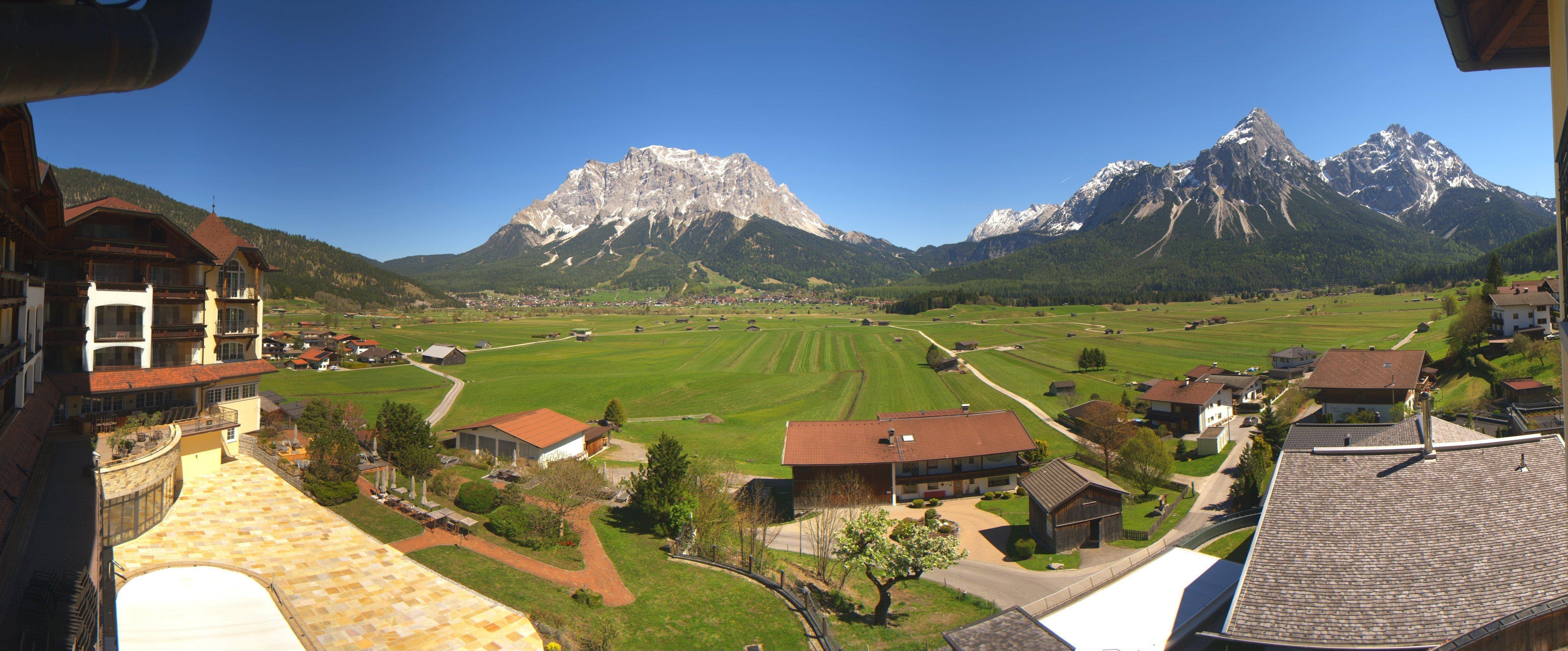 Archiv Foto Webcam Panoramablick Zugspitze