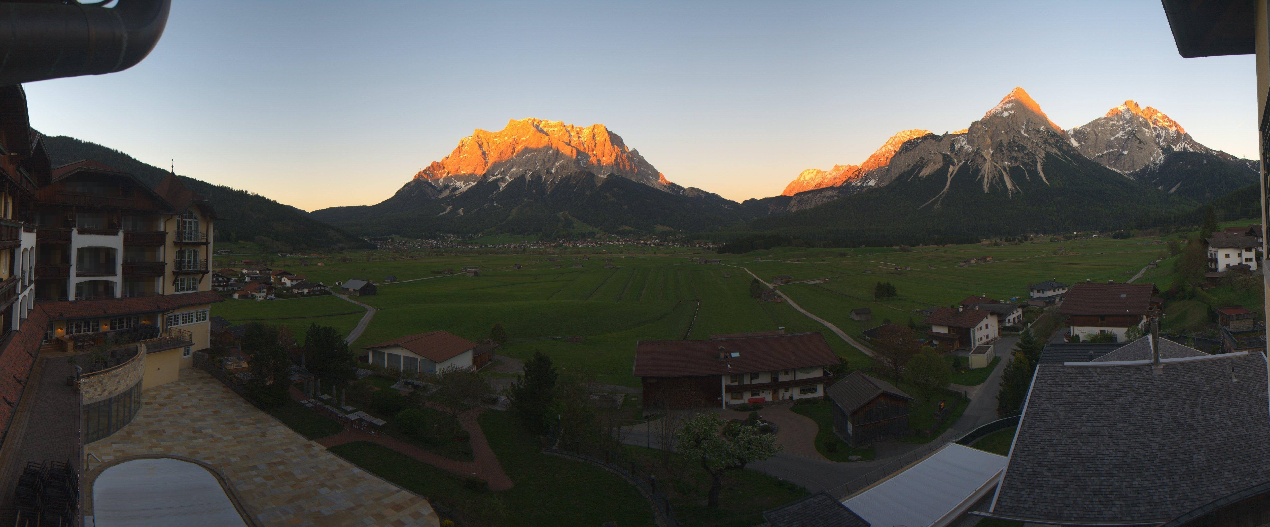 Archiv Foto Webcam Panoramablick Zugspitze