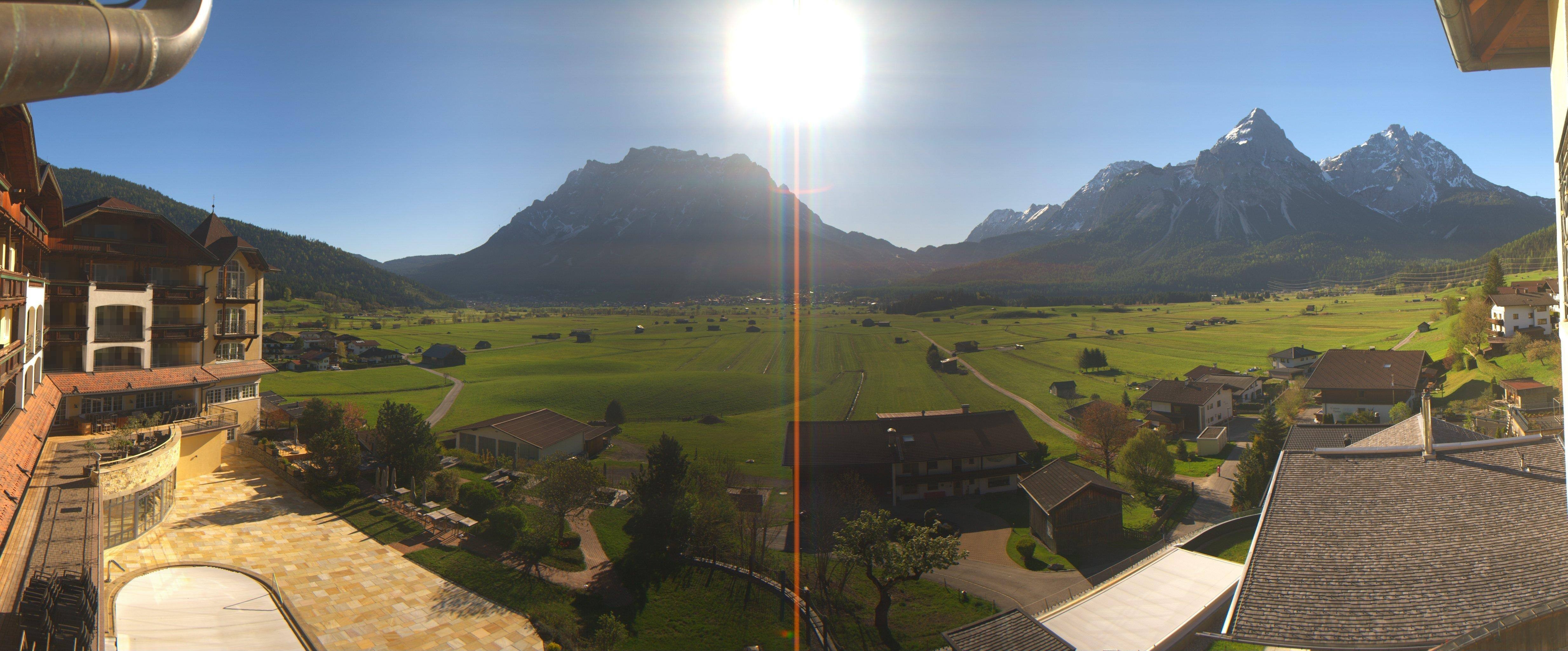 Archiv Foto Webcam Panoramablick Zugspitze