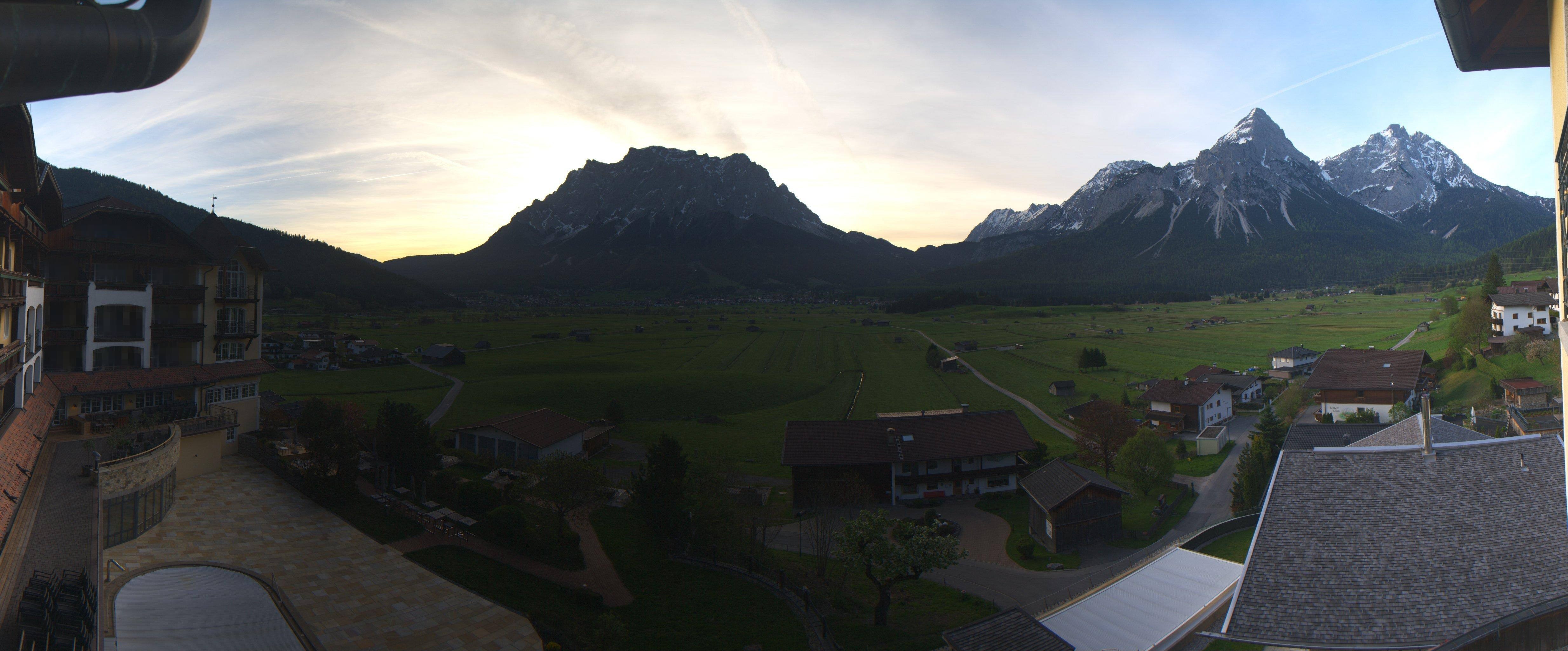 Archiv Foto Webcam Panoramablick Zugspitze