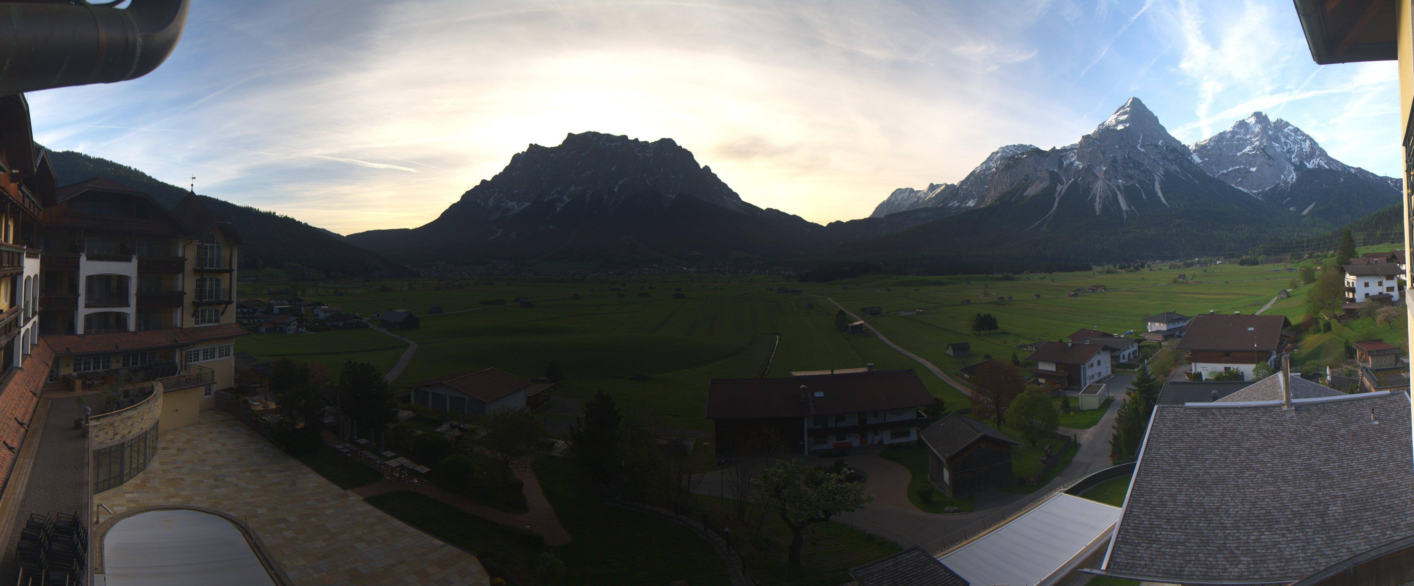 Archiv Foto Webcam Panoramablick Zugspitze