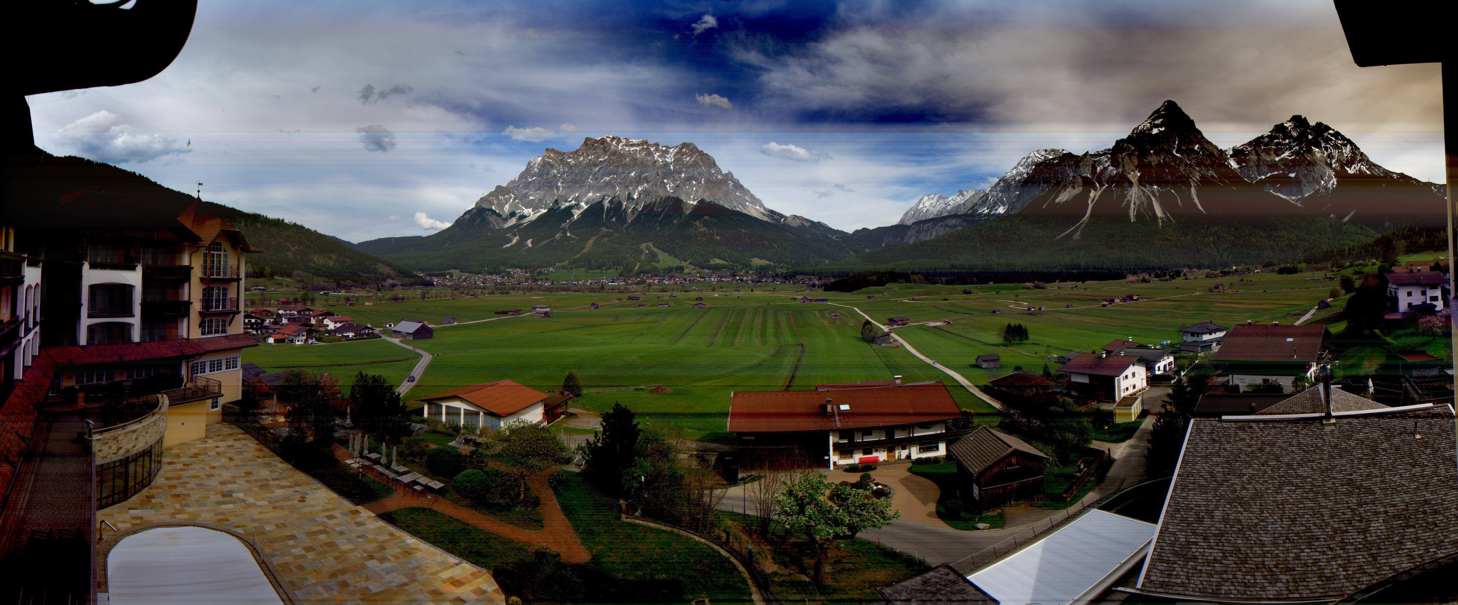 Archiv Foto Webcam Panoramablick Zugspitze