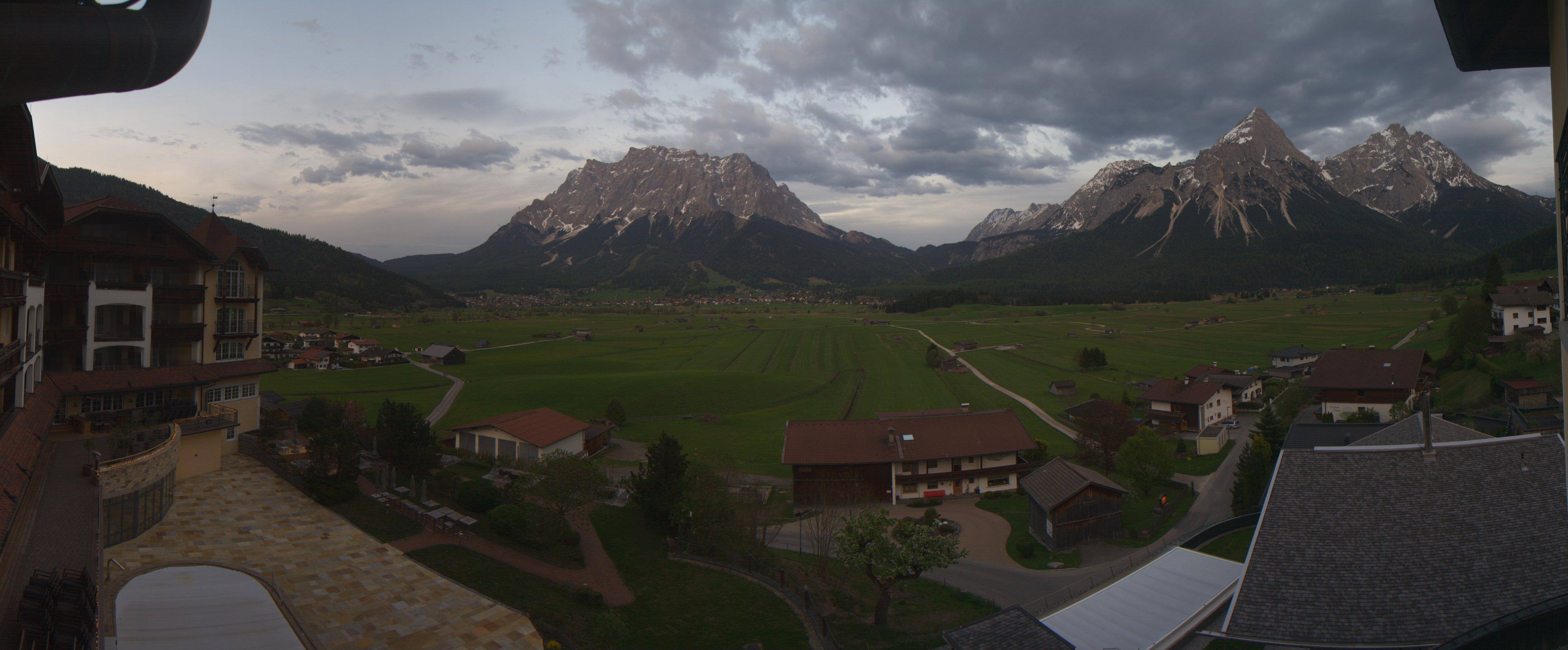 Archiv Foto Webcam Panoramablick Zugspitze