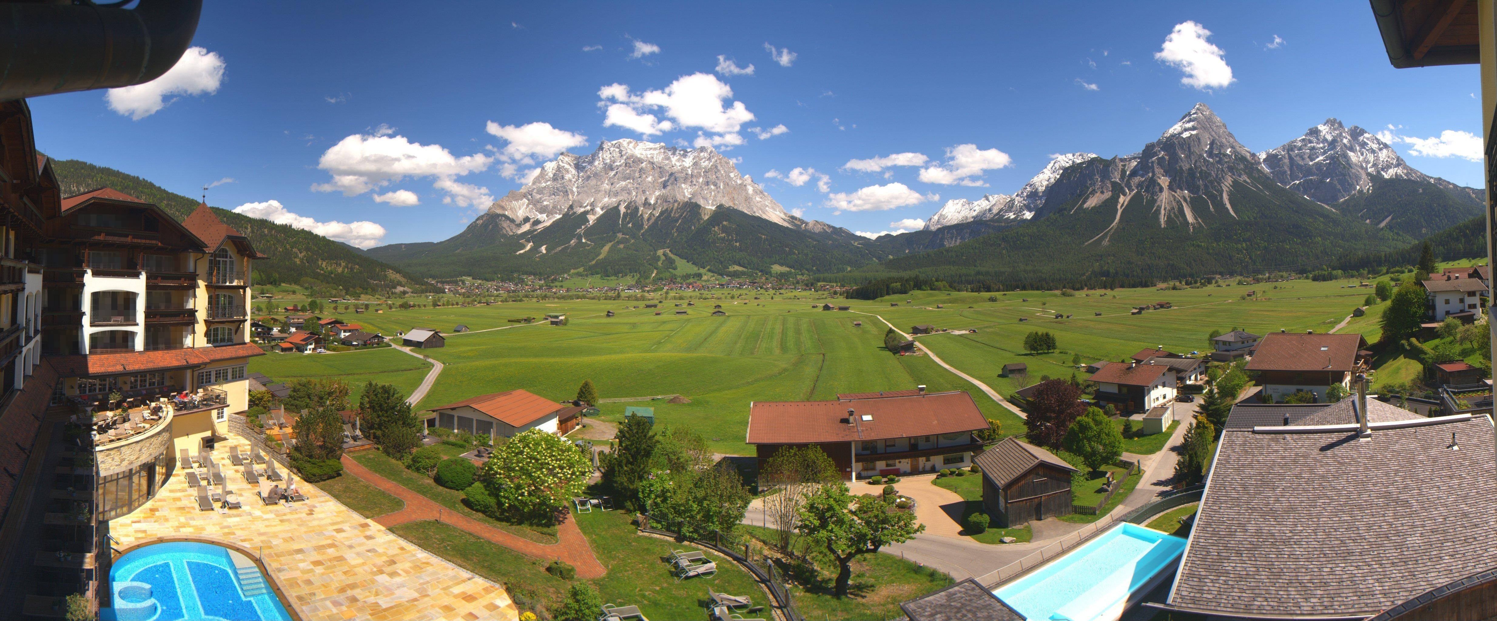 Archiv Foto Webcam Panoramablick Zugspitze