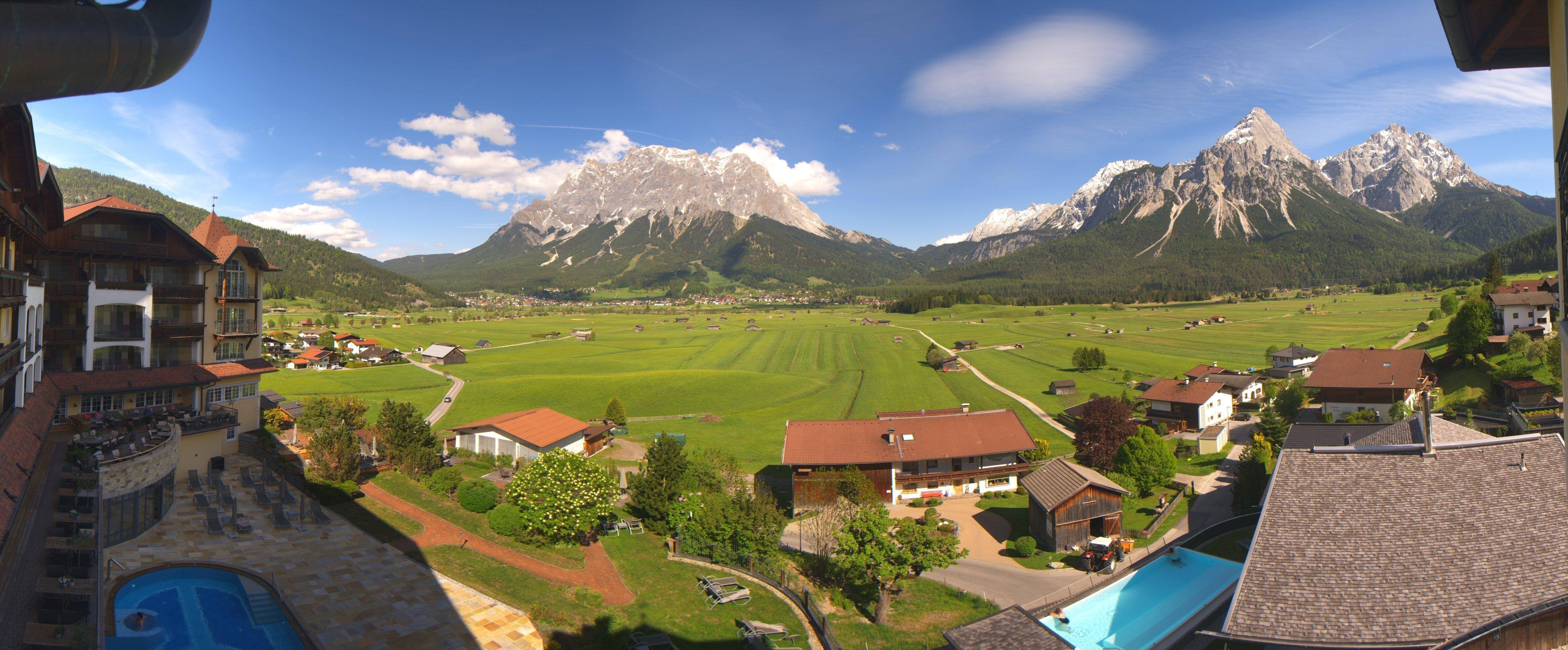 Archiv Foto Webcam Panoramablick Zugspitze