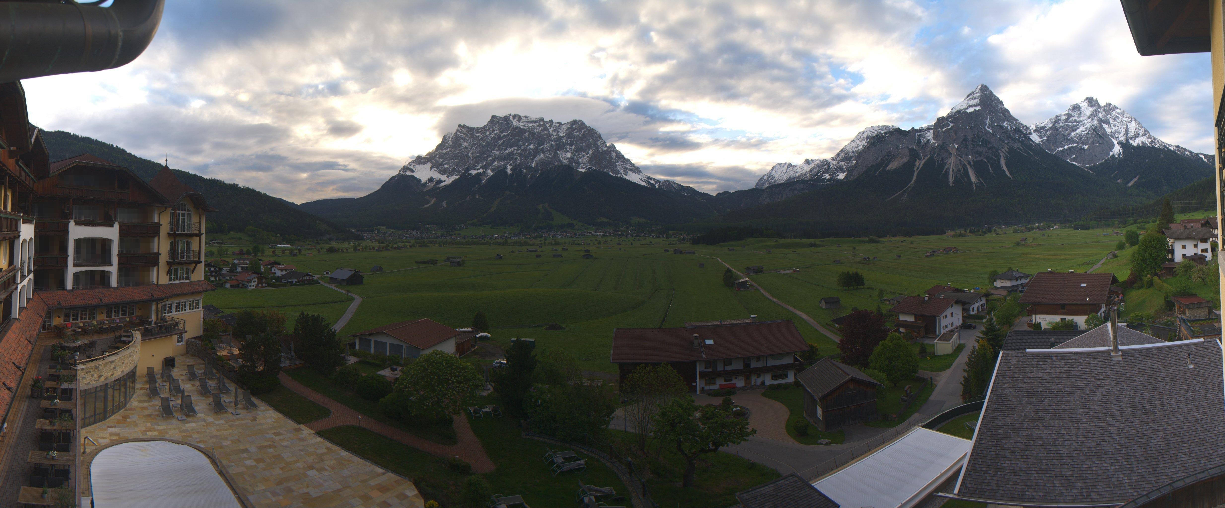 Archiv Foto Webcam Panoramablick Zugspitze