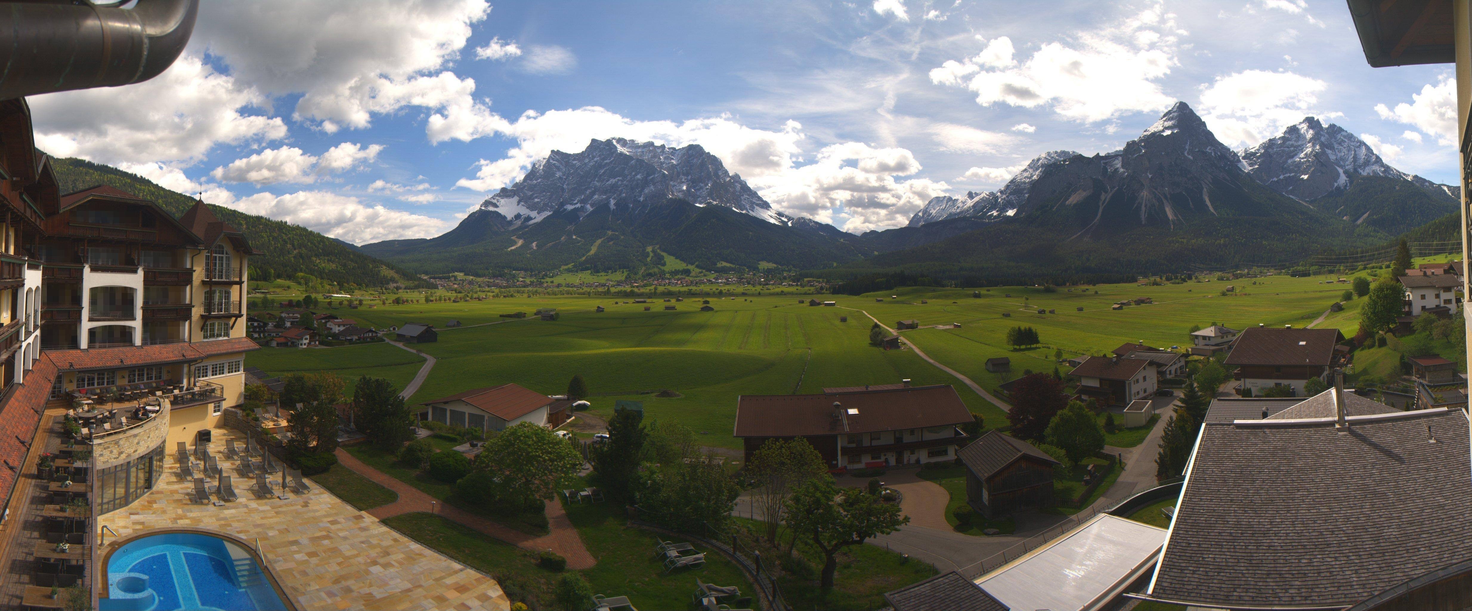 Archiv Foto Webcam Panoramablick Zugspitze