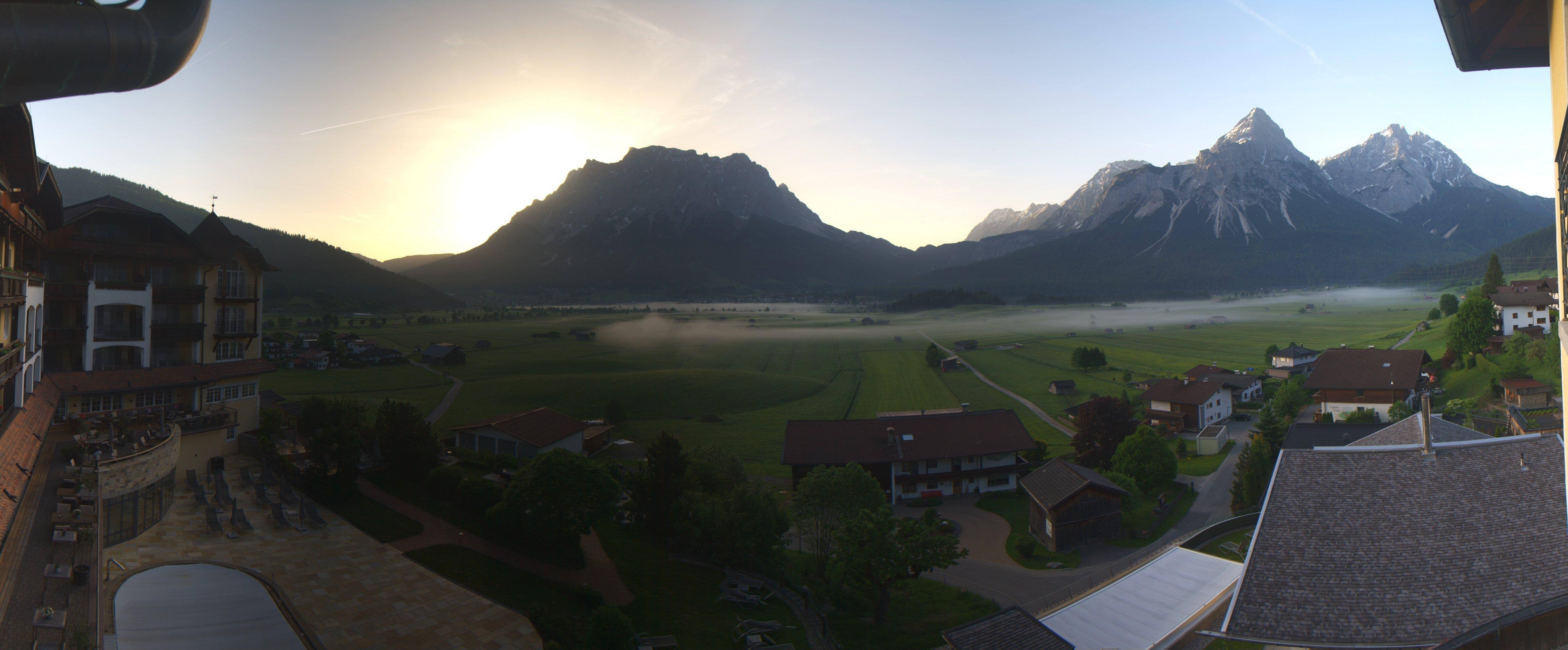 Archiv Foto Webcam Panoramablick Zugspitze