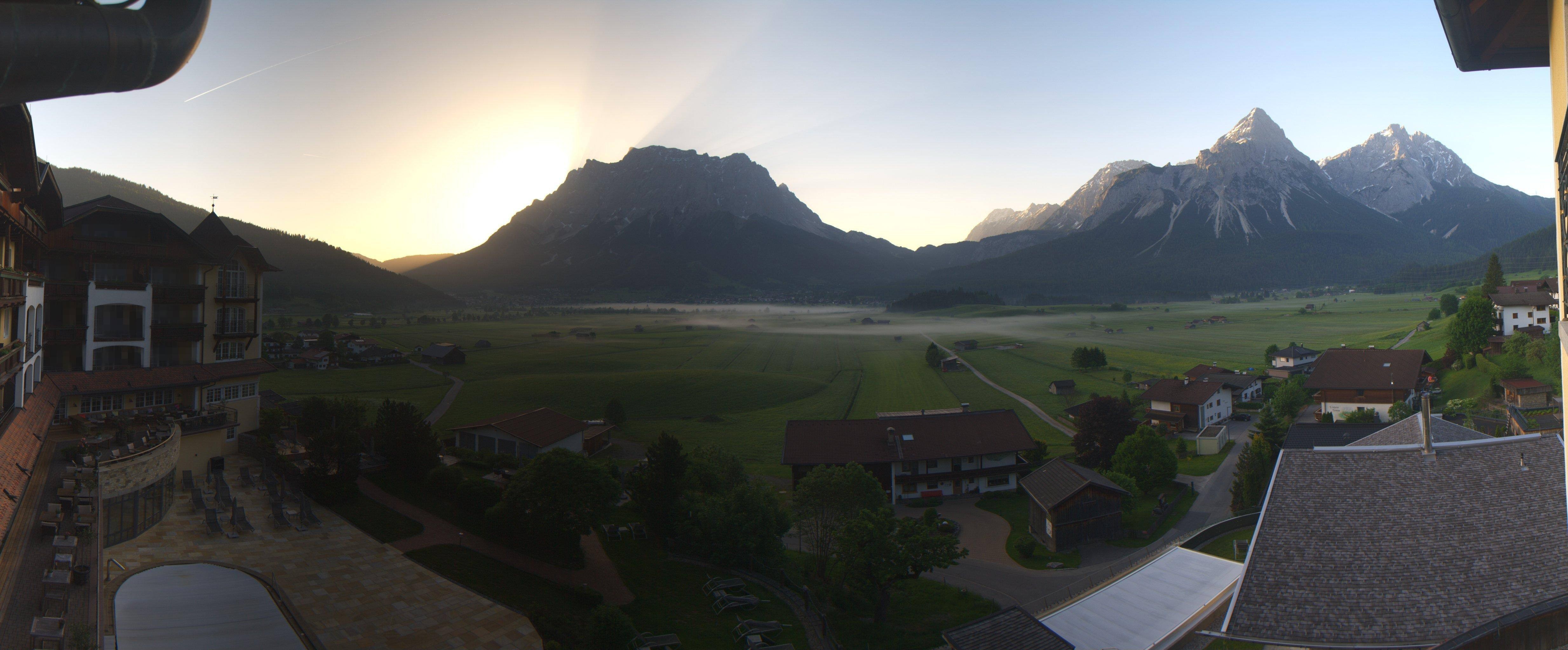 Archiv Foto Webcam Panoramablick Zugspitze