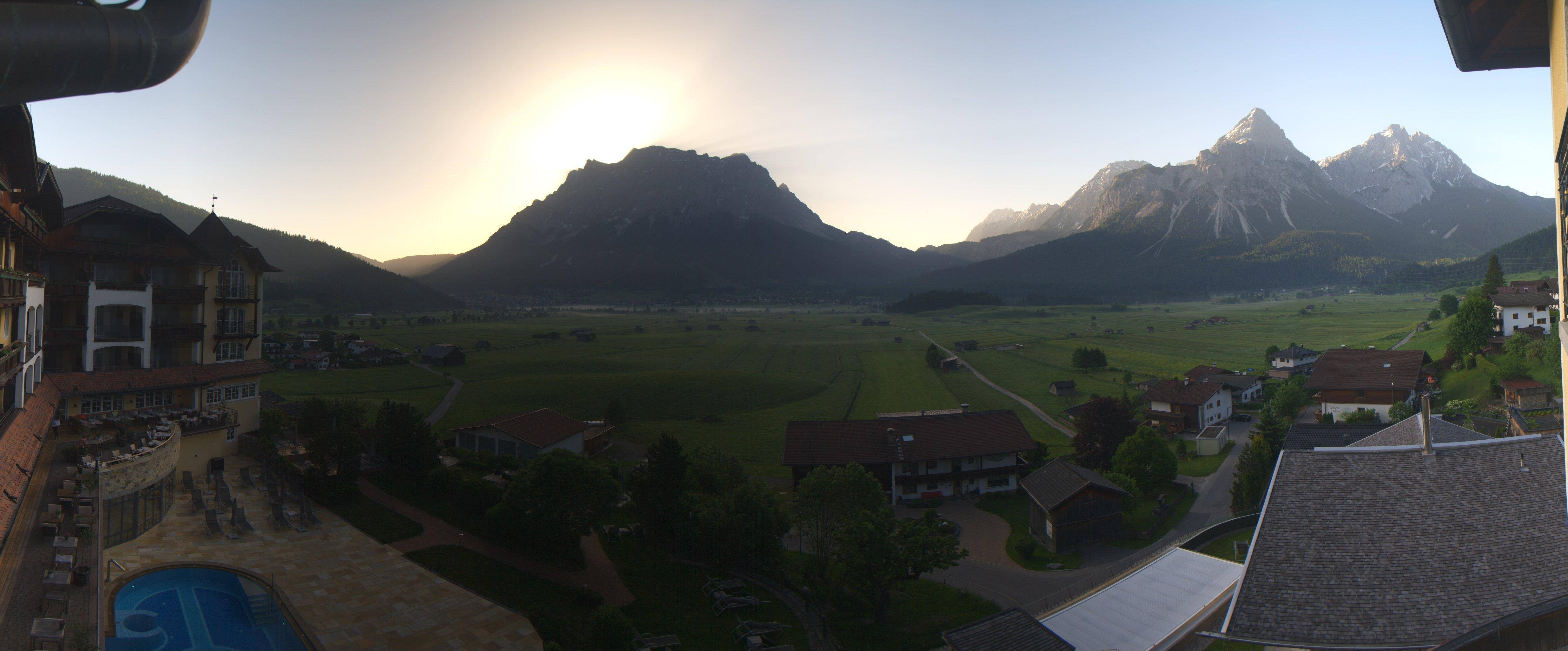 Archiv Foto Webcam Panoramablick Zugspitze
