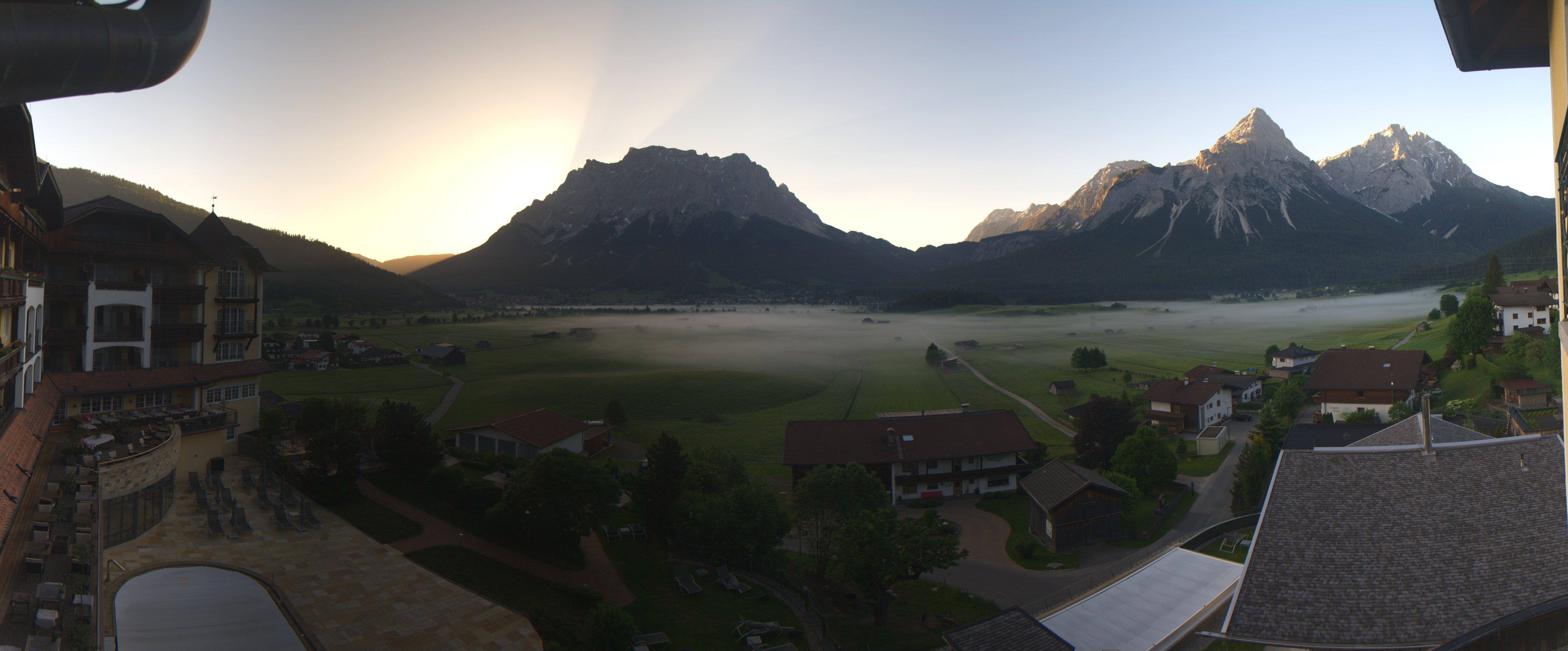 Archiv Foto Webcam Panoramablick Zugspitze