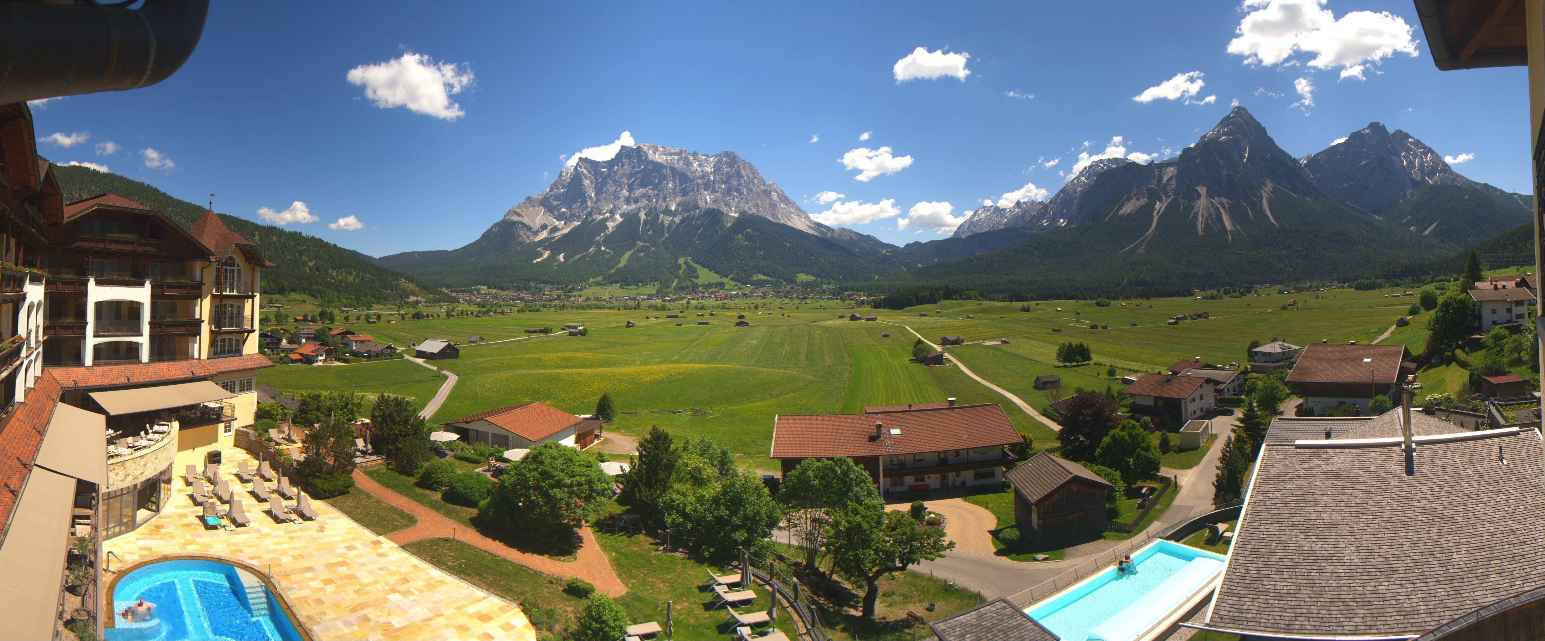Archiv Foto Webcam Panoramablick Zugspitze
